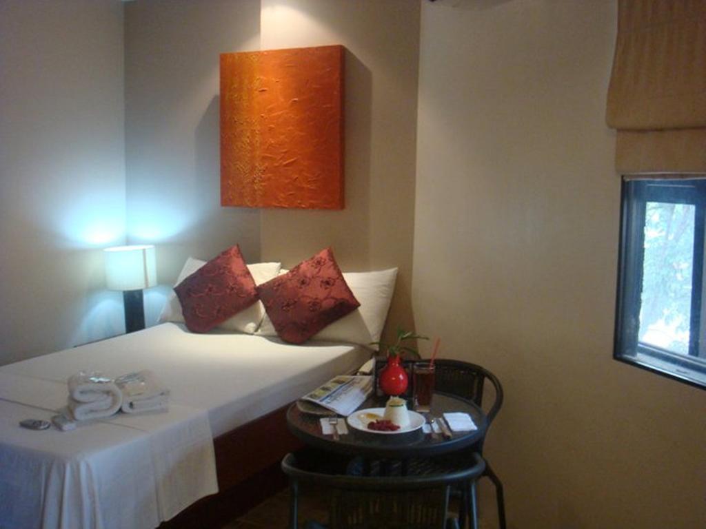 Gran Prix Express Inn Tarlac