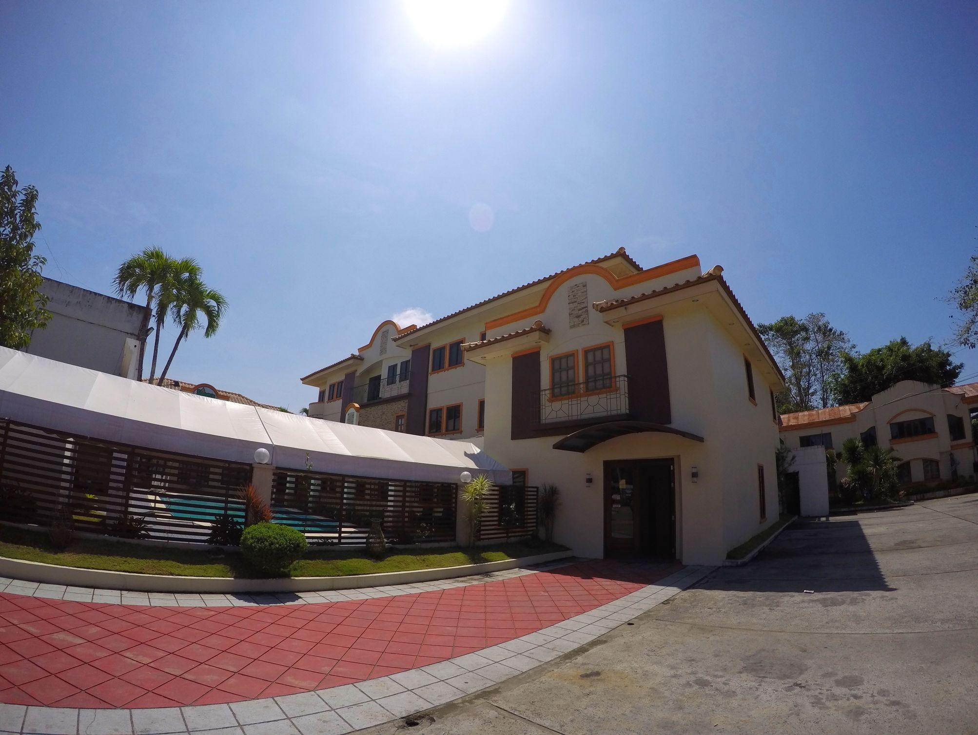 Ivory Hotel and Suites