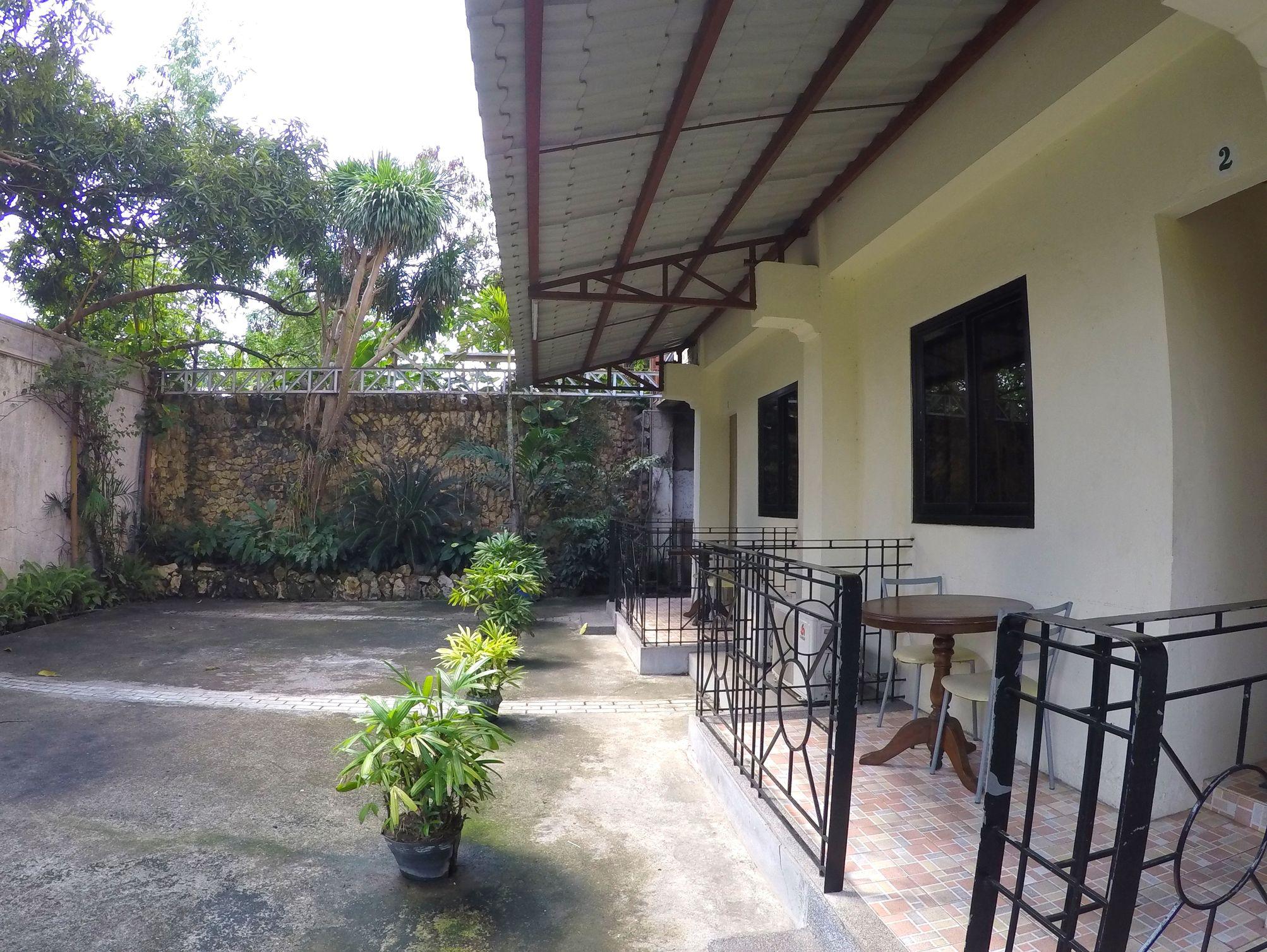 Ivory Hotel and Suites