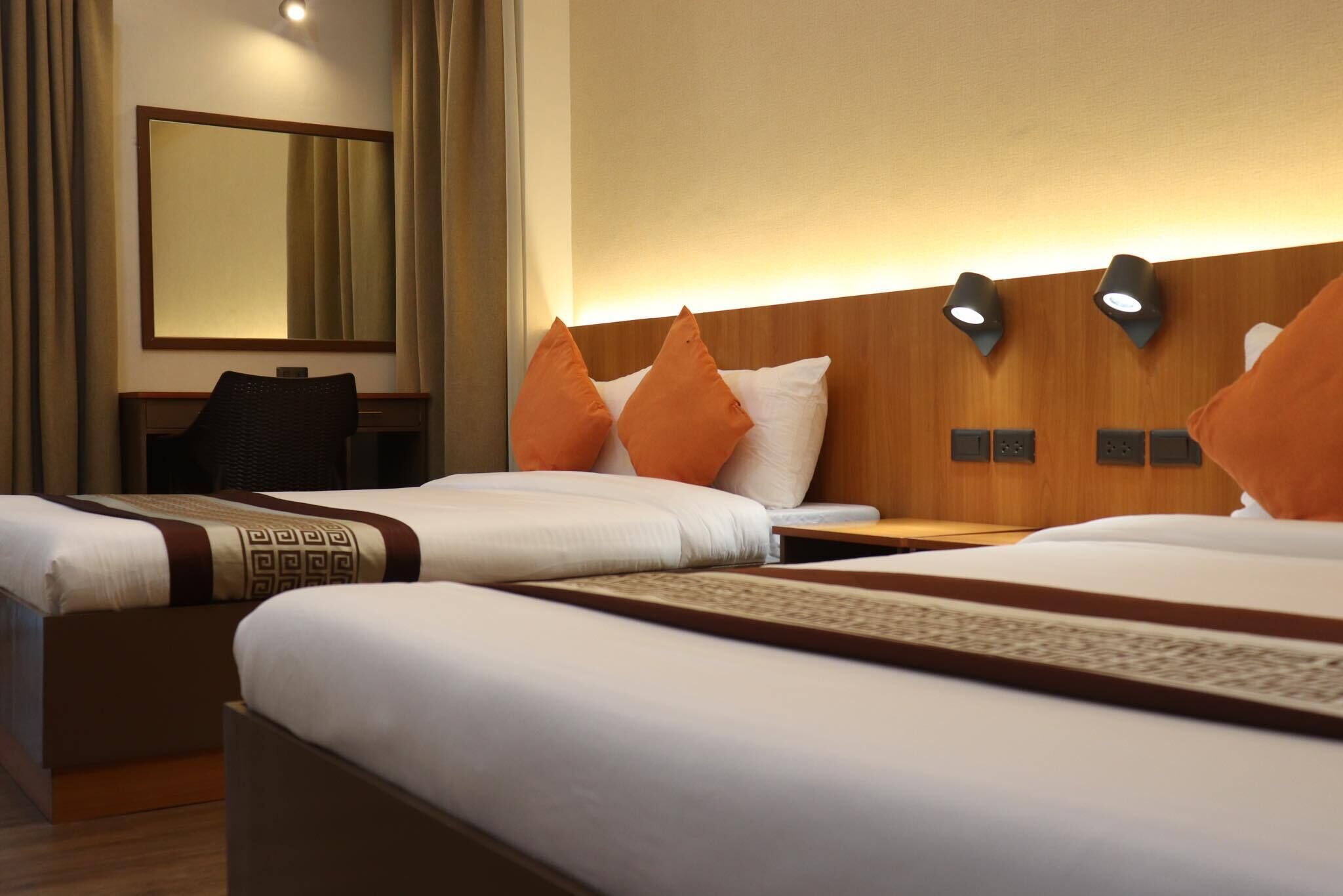Sarojus Farmview Hotel