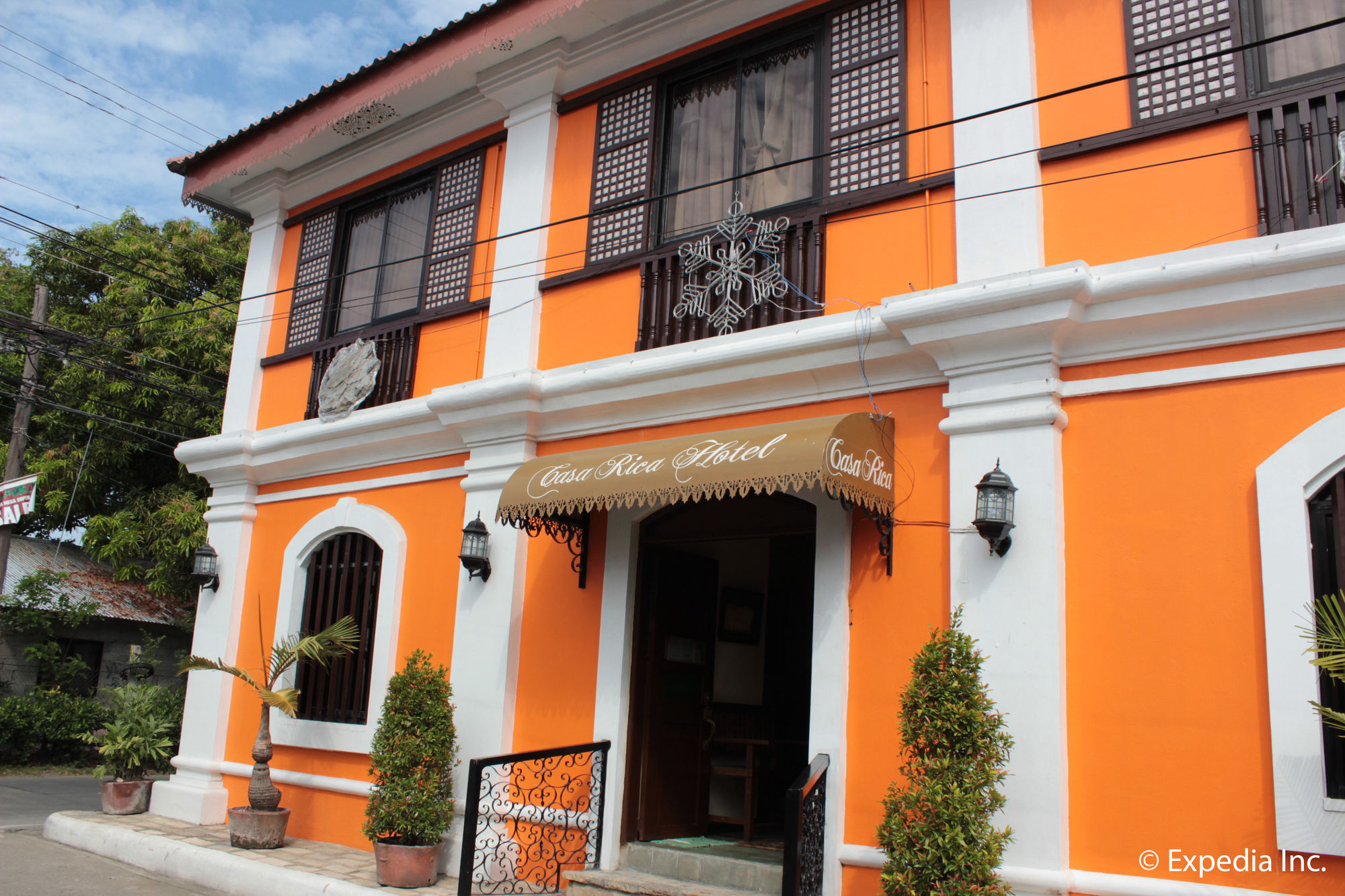 Casa Rica Hotel
