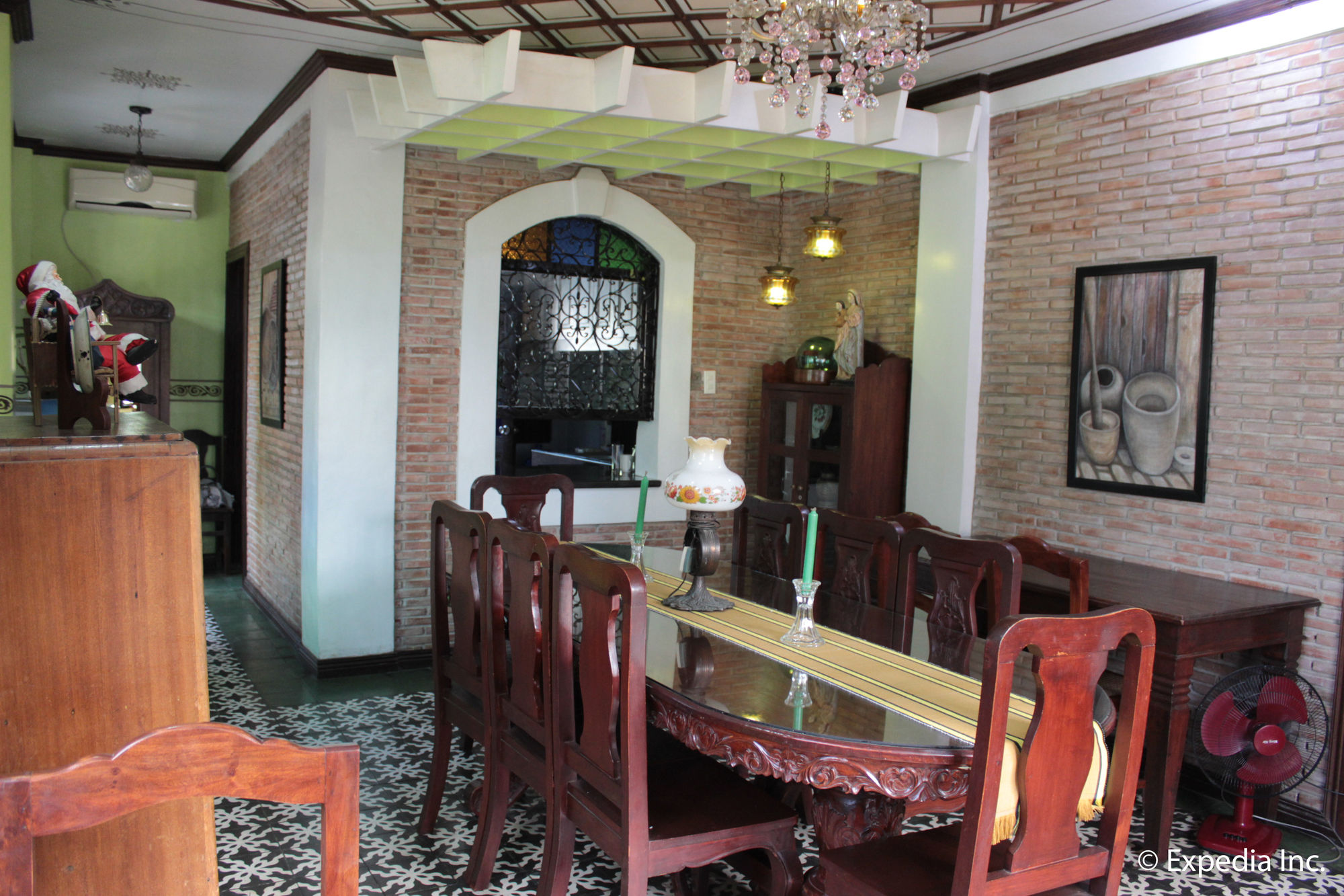 Casa Rica Hotel