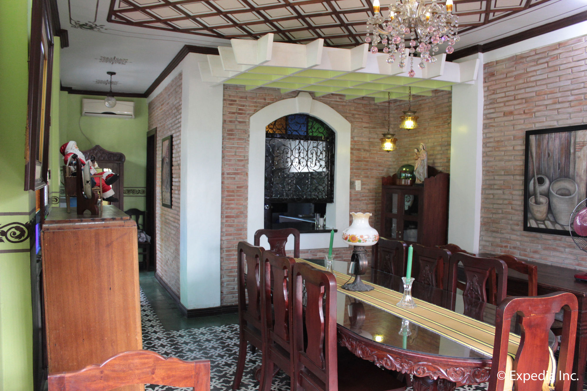 Casa Rica Hotel