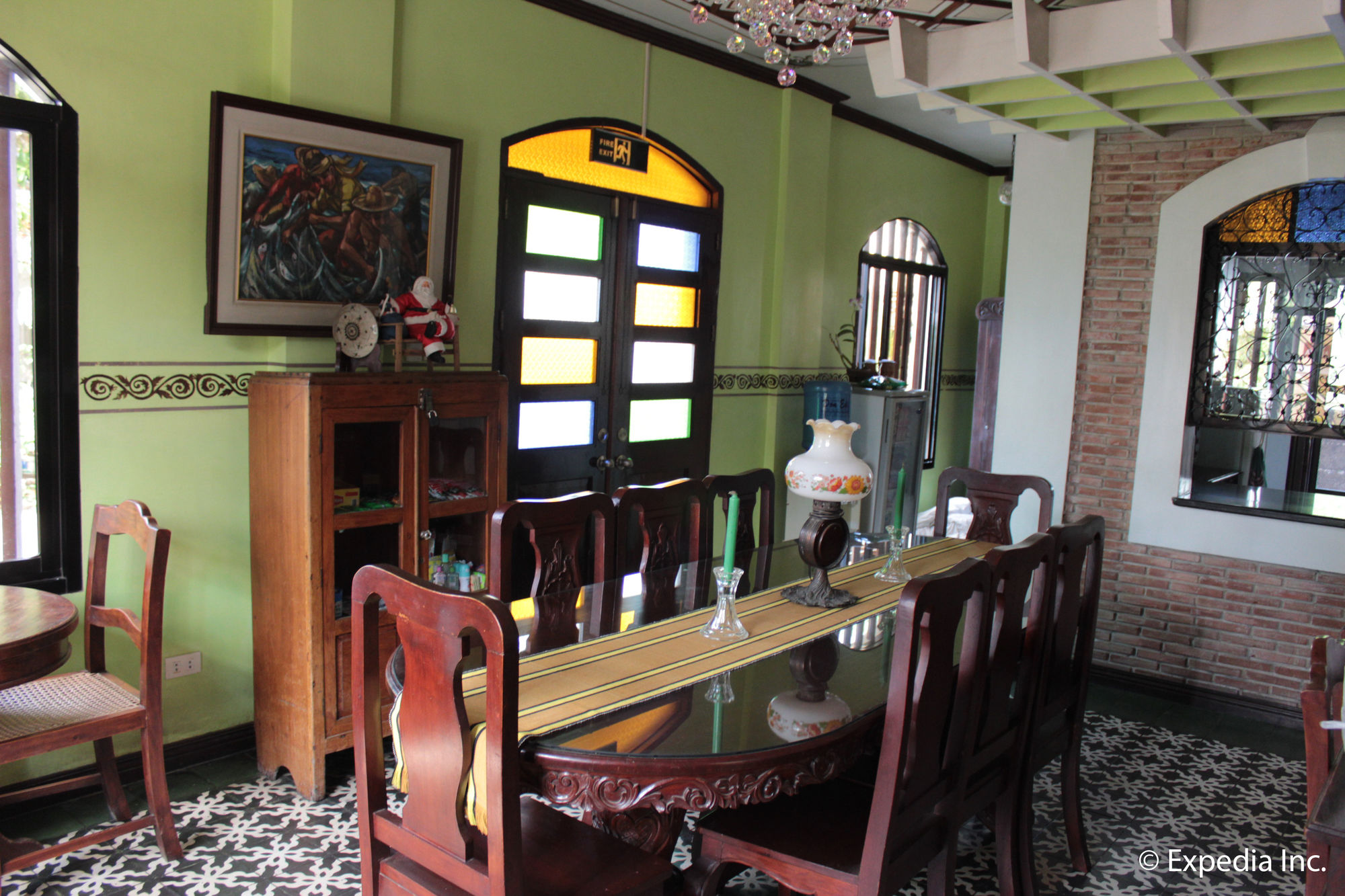 Casa Rica Hotel