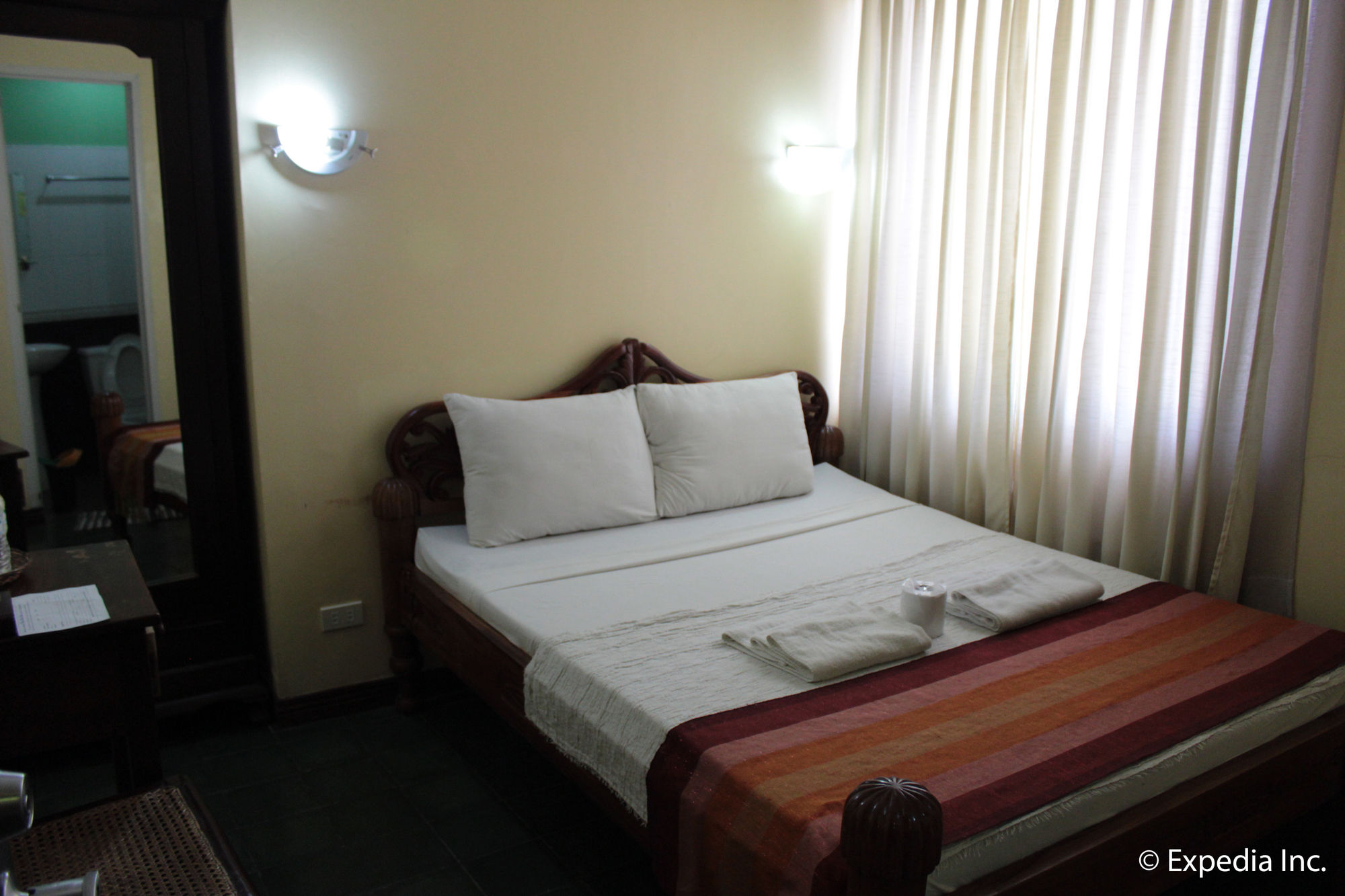 Casa Rica Hotel
