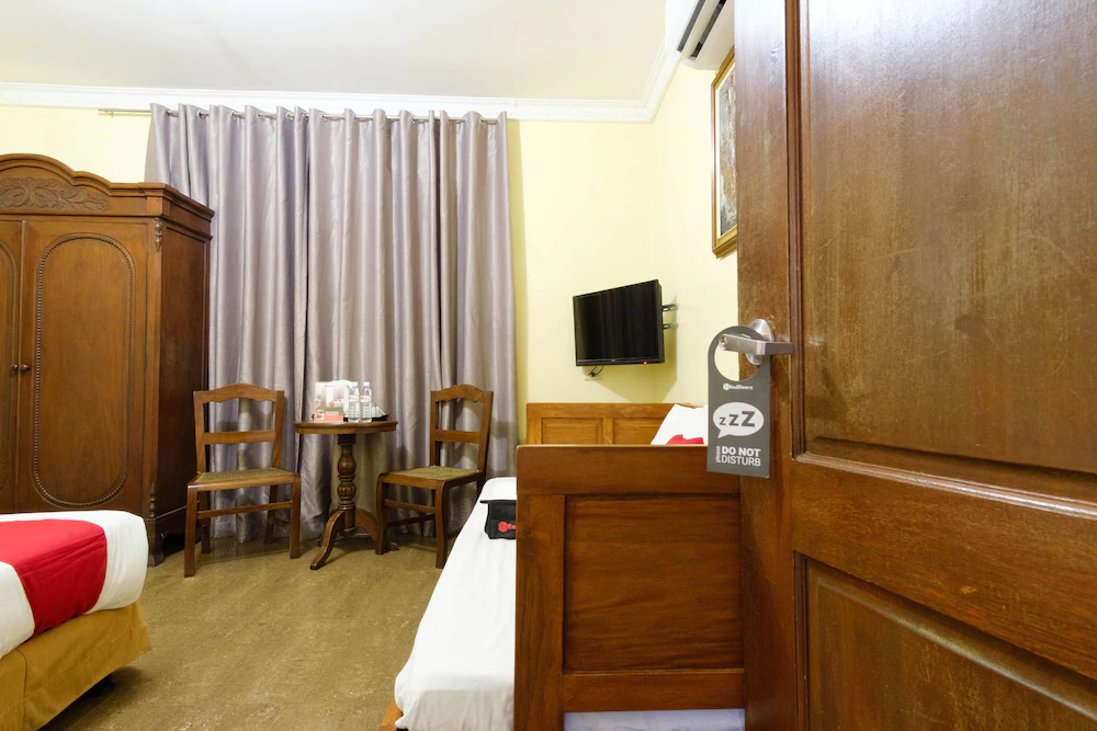 Gordion Hotel by RedDoorz