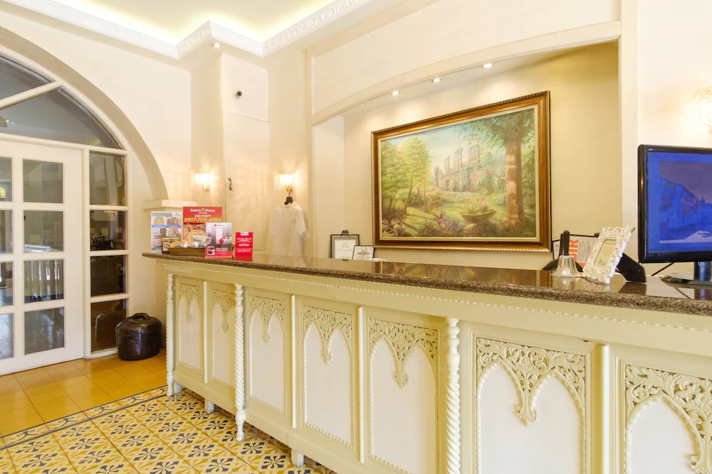 Gordion Hotel by RedDoorz