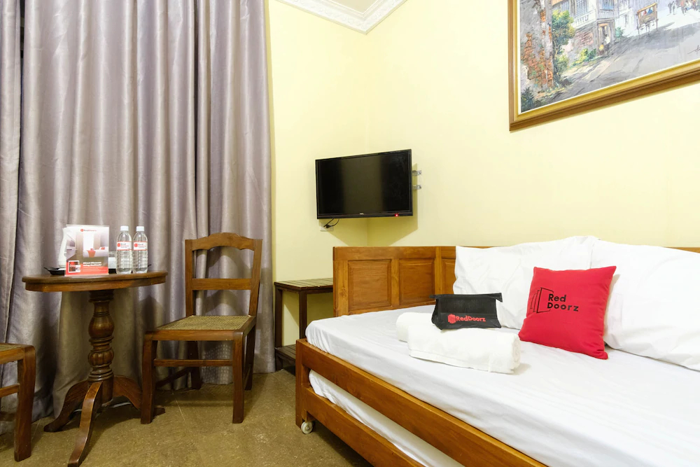 Gordion Hotel by RedDoorz