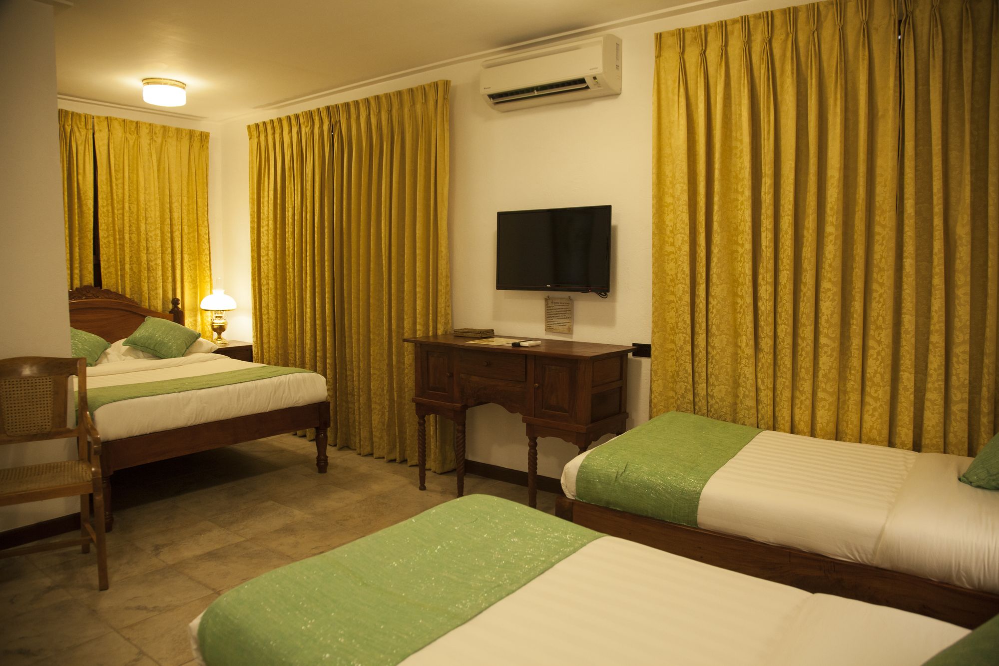 Hotel Felicidad