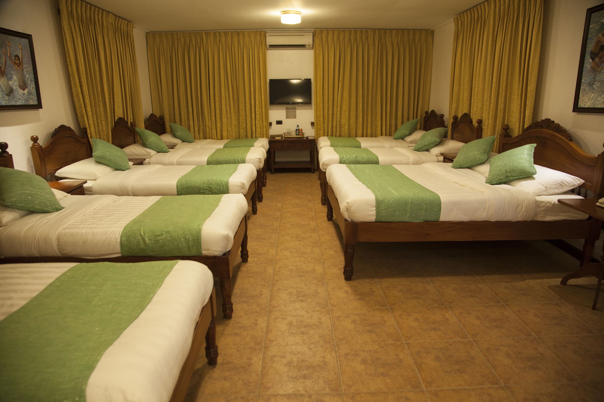 Hotel Felicidad