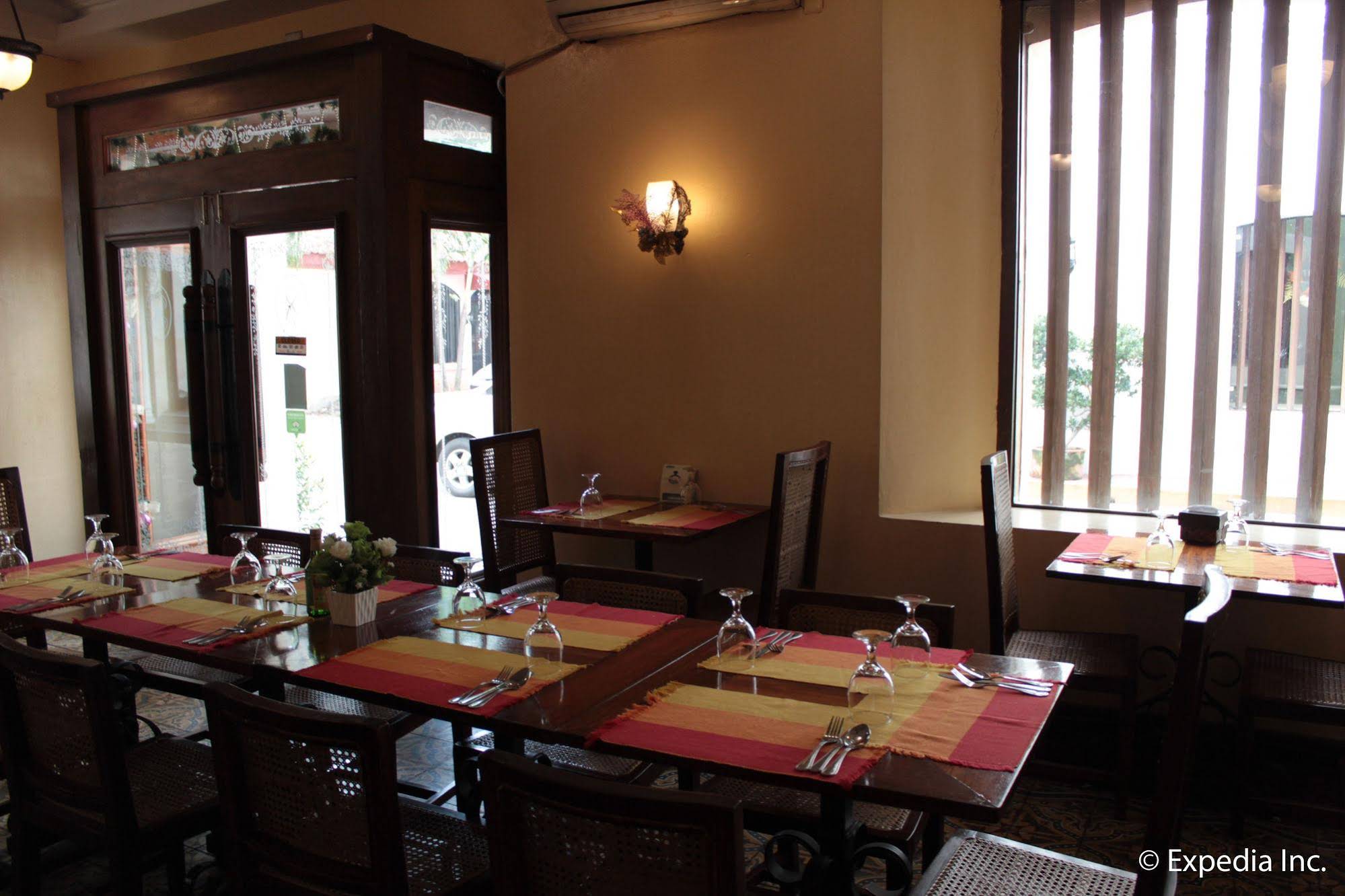 Hotel Salcedo De Vigan