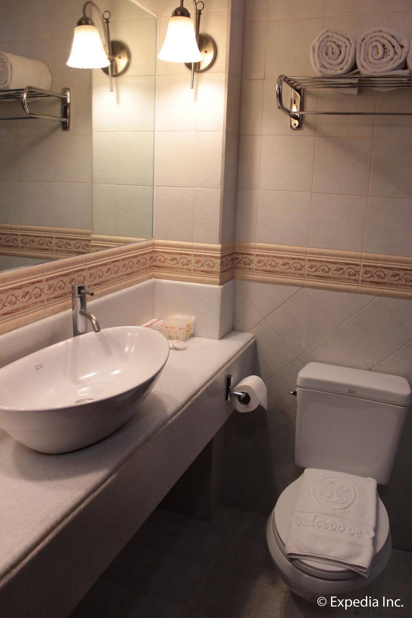 Hotel Salcedo De Vigan