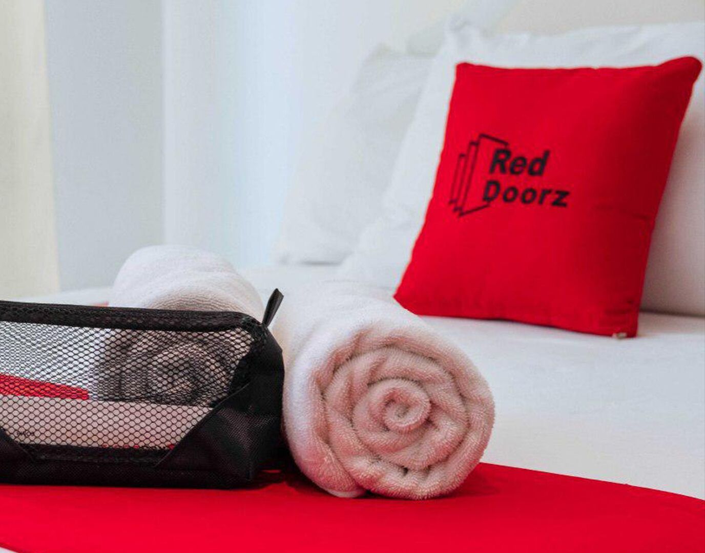 RedDoorz Plus near Vigan City Commercial Center