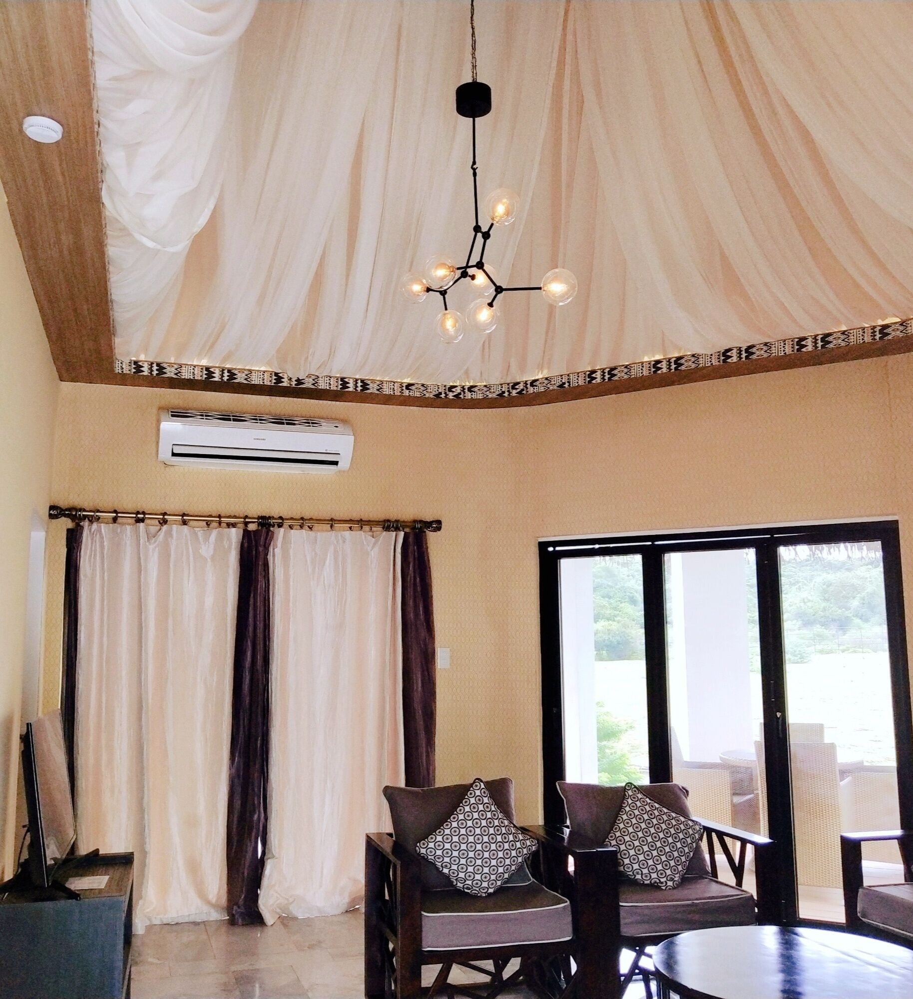 Safari Hotel And Villas