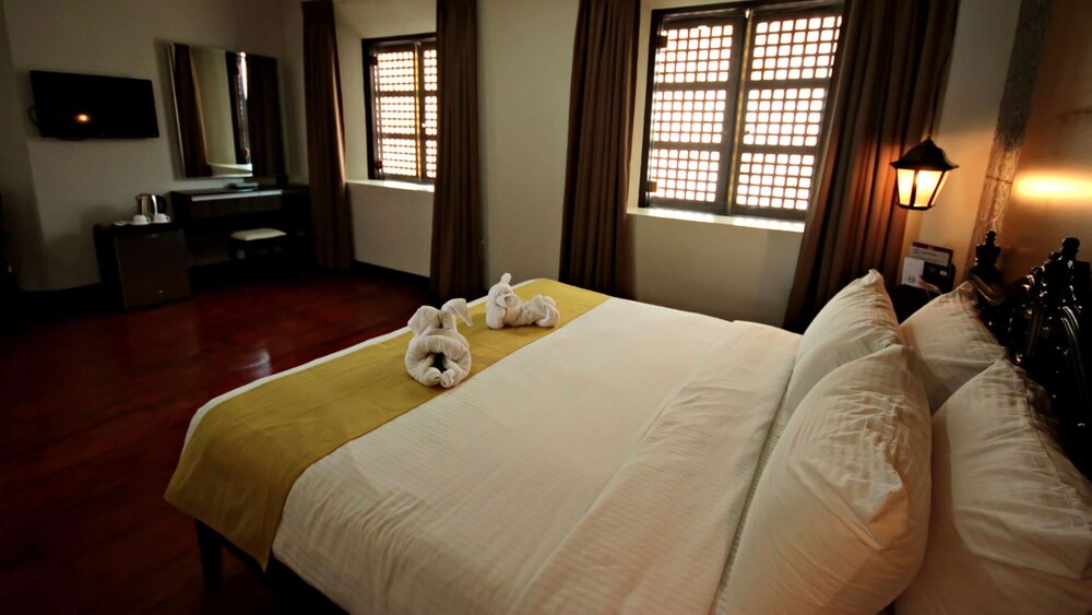 Vigan Plaza Hotel