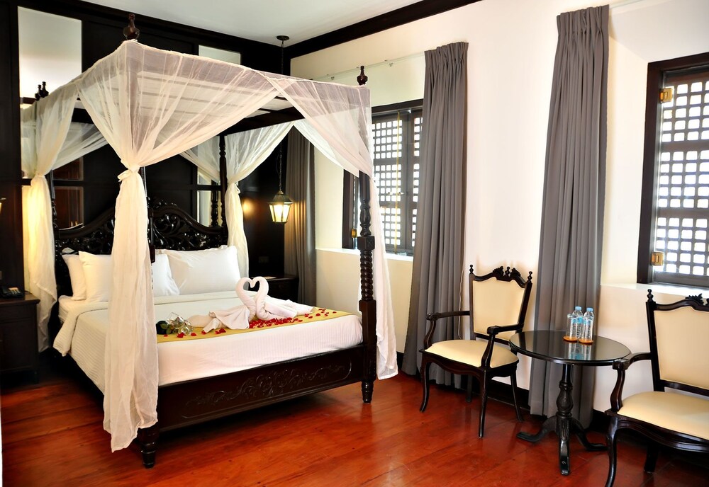 Vigan Plaza Hotel