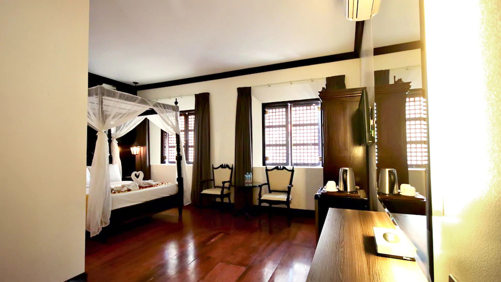 Vigan Plaza Hotel