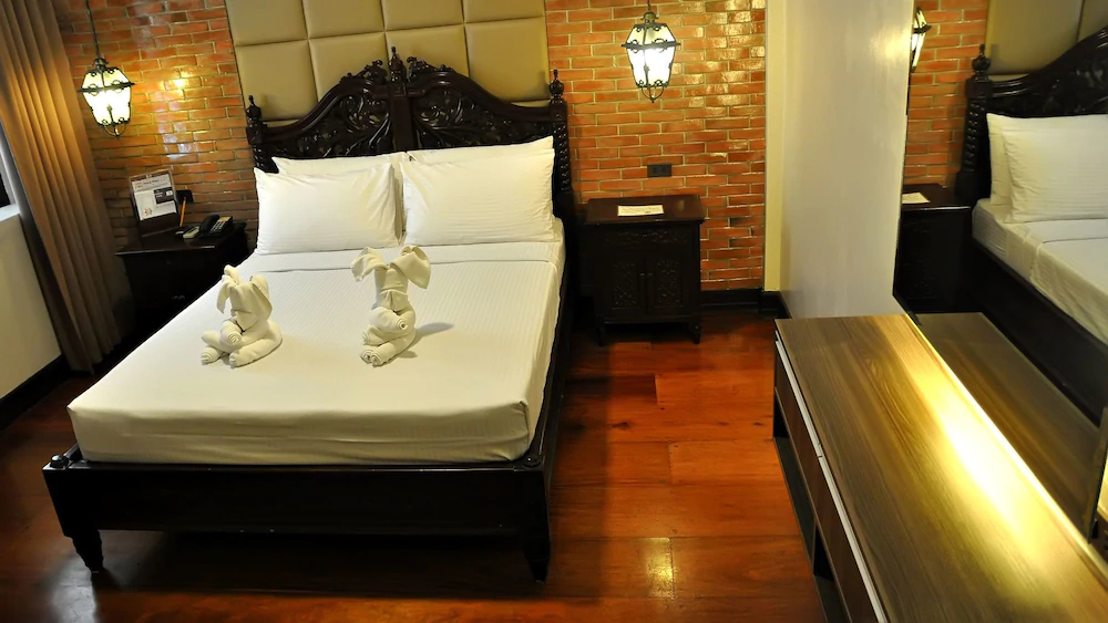 Vigan Plaza Hotel