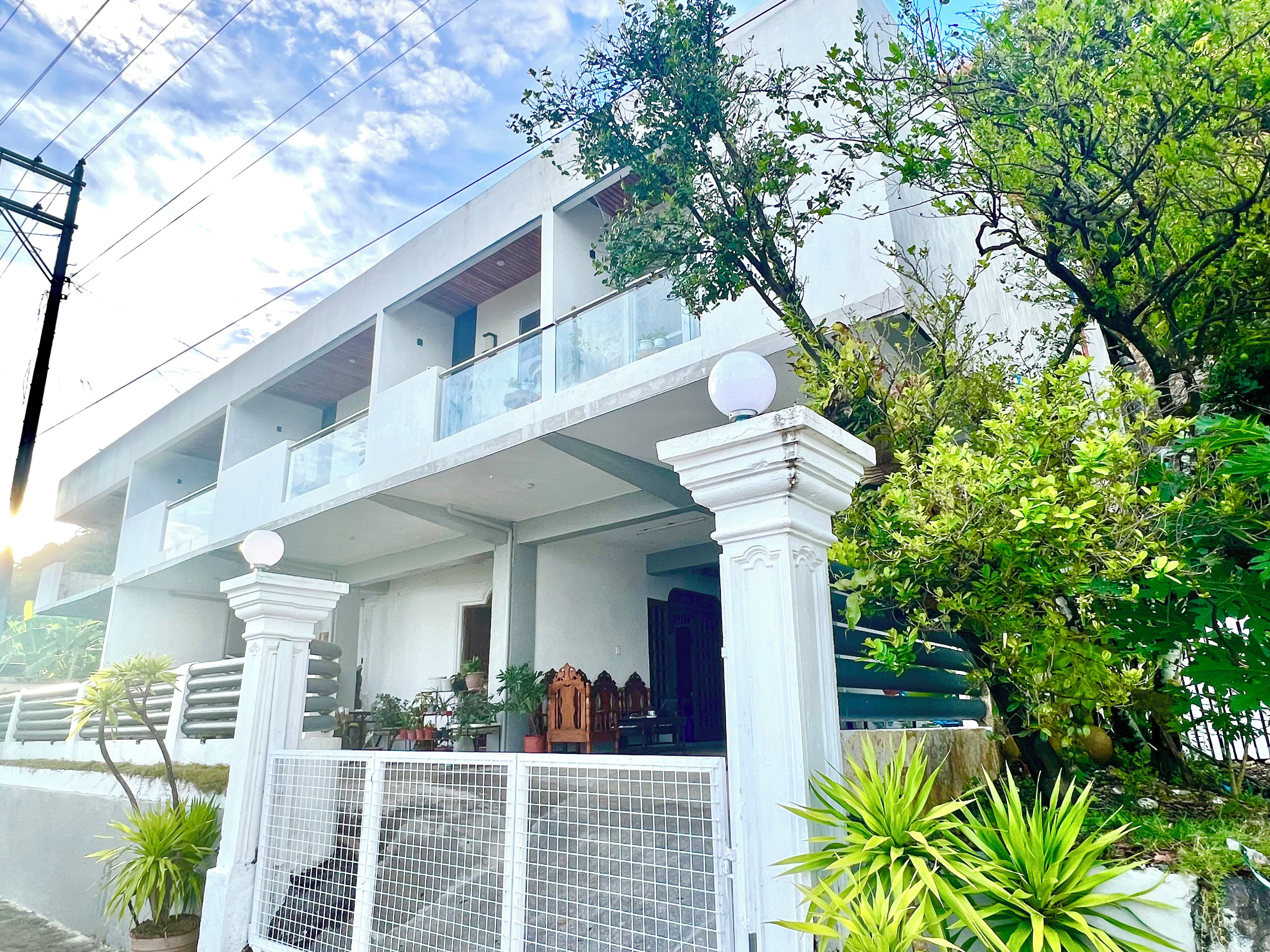 Happy Island Inn