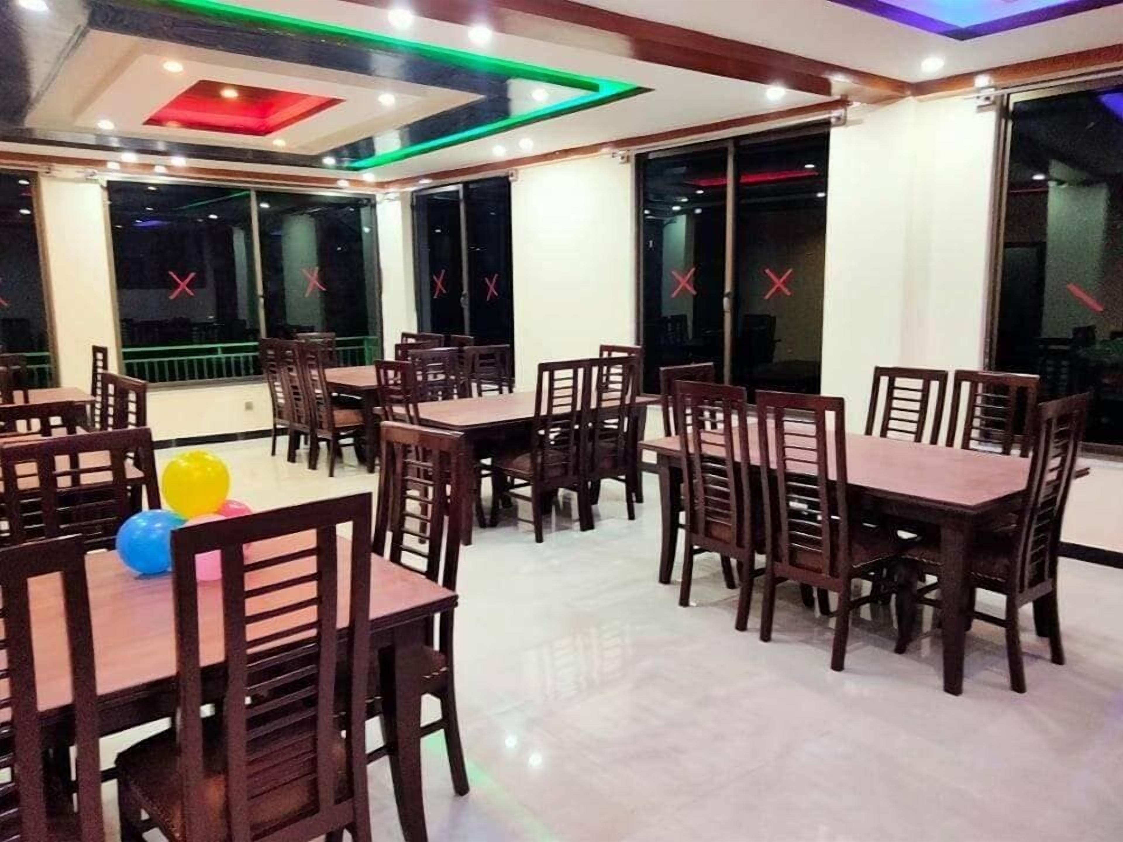 Relax inn Hotel