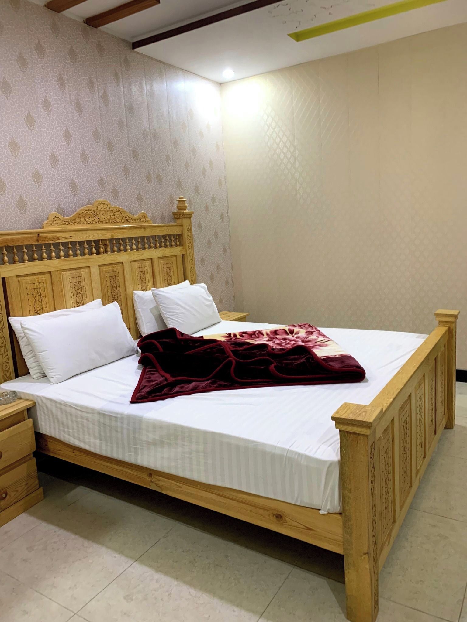 Bright Star Hotel And Restaurant