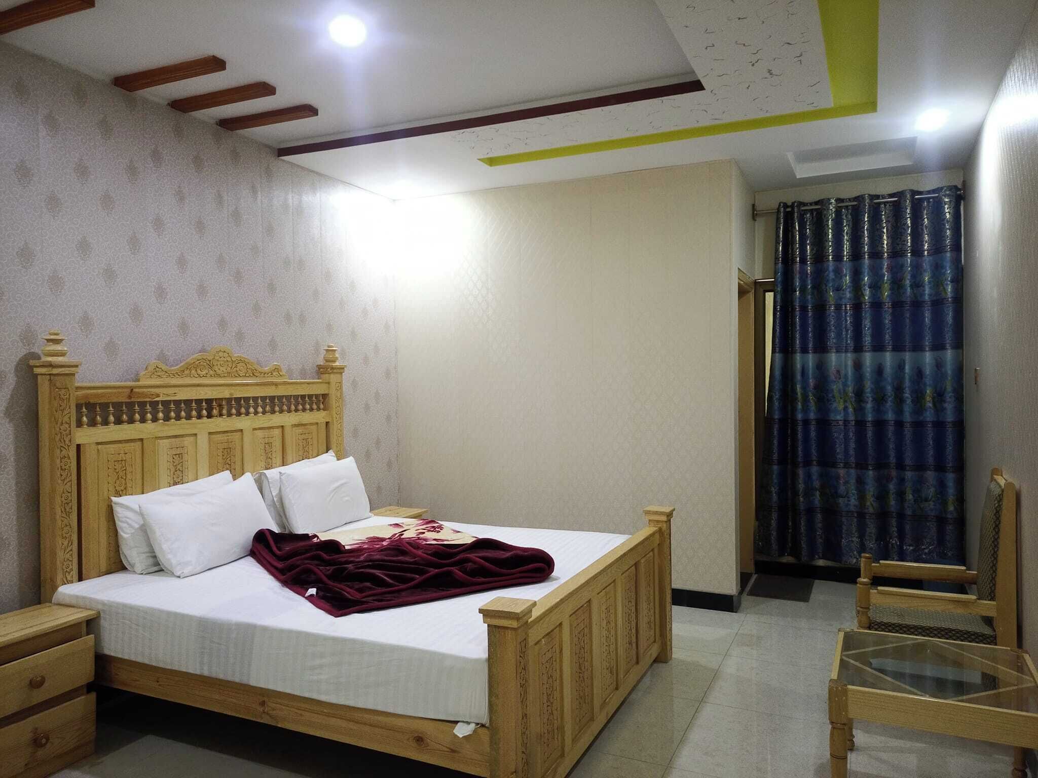 Bright Star Hotel And Restaurant