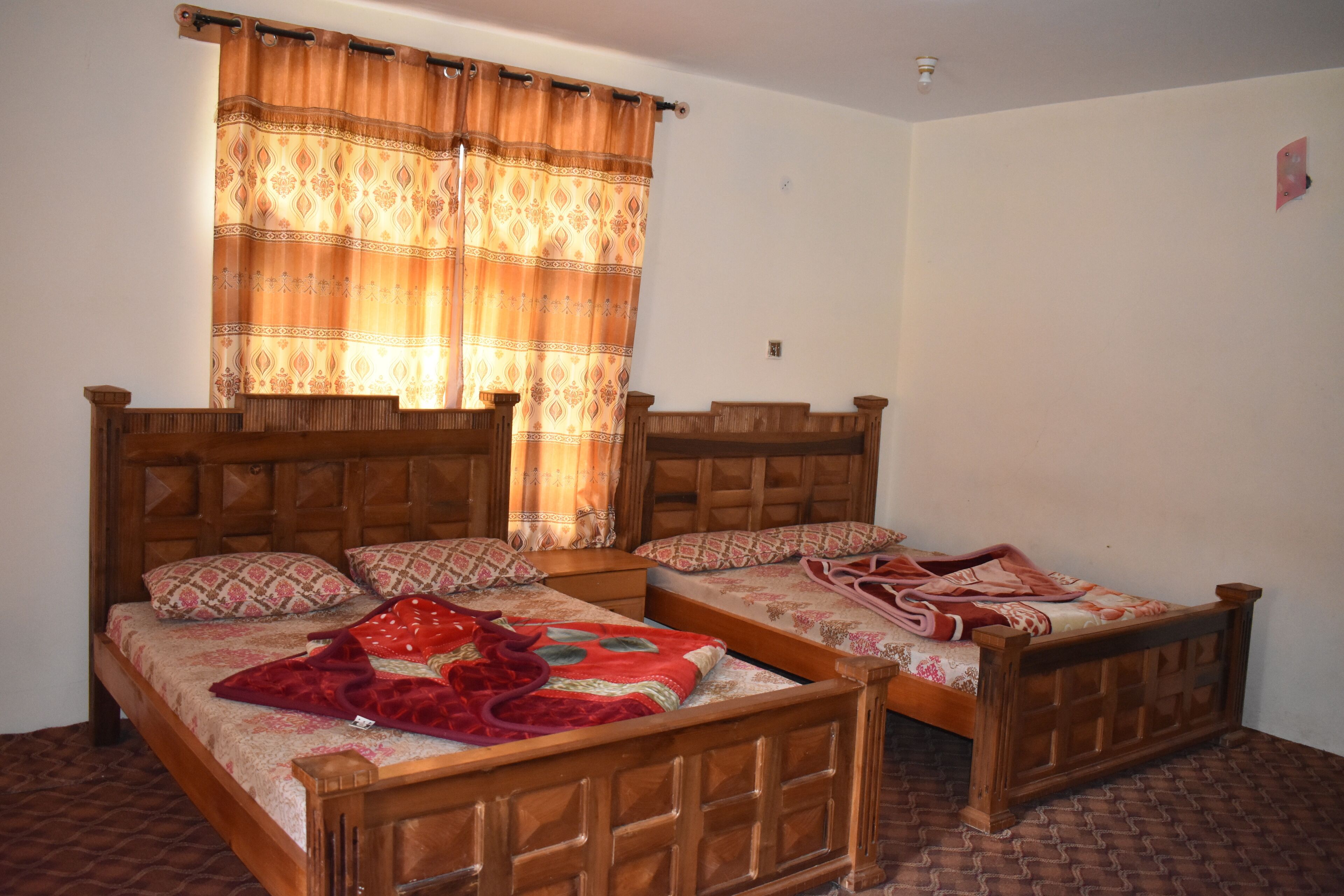 Heaven Rose Hotel & Restaurant New