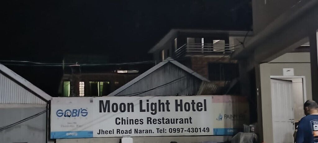 Moon Light Hotel