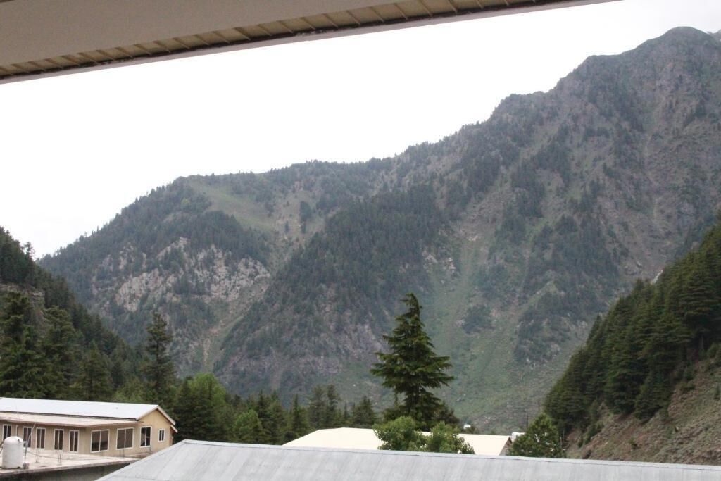 Nine Tree Hotel Naran