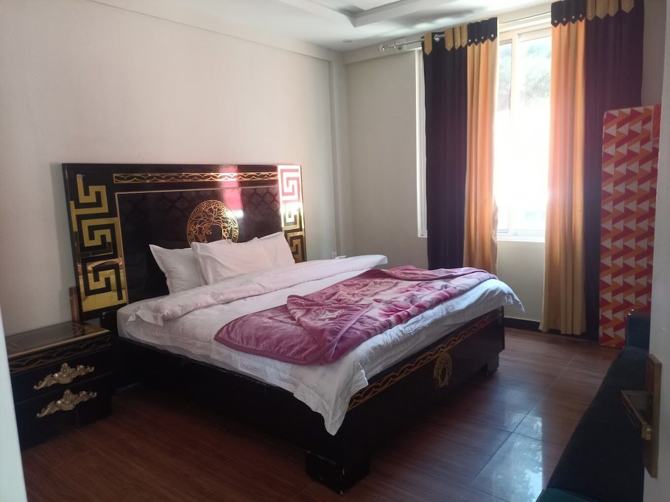 White House Hotel Resorts