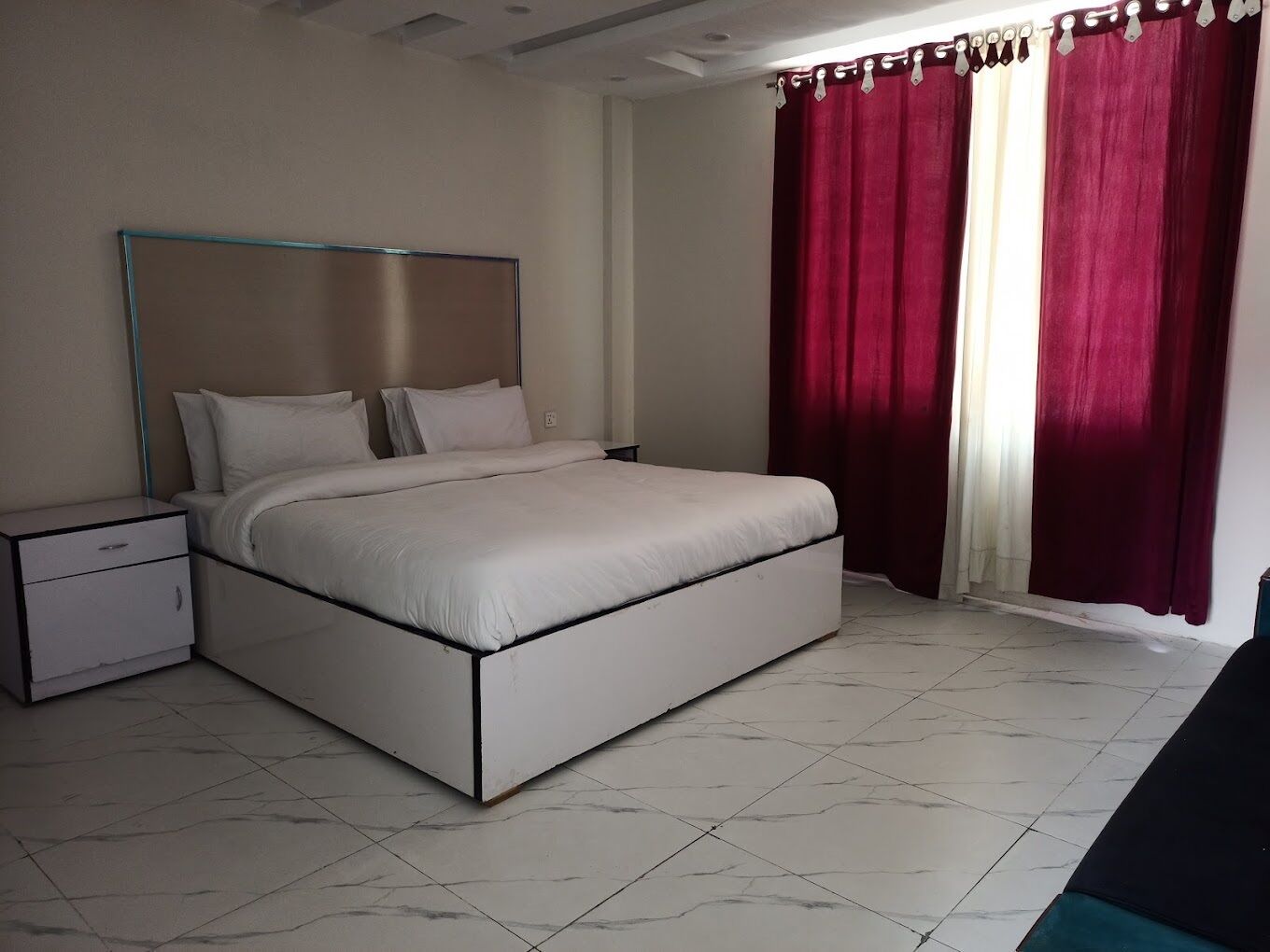 White House Hotel Resorts