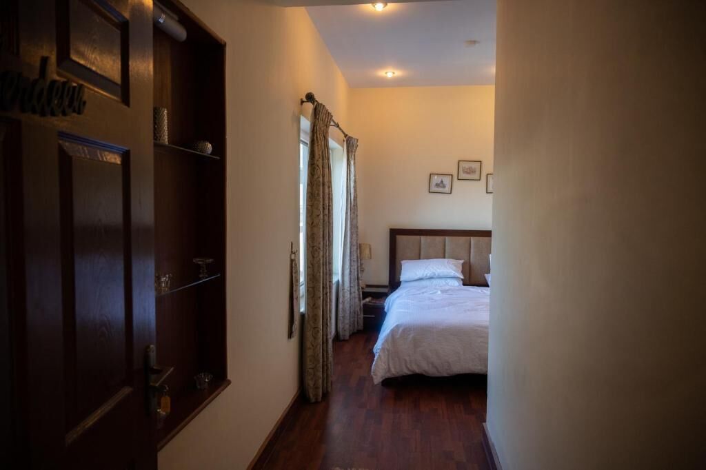 Sarah's Lodge