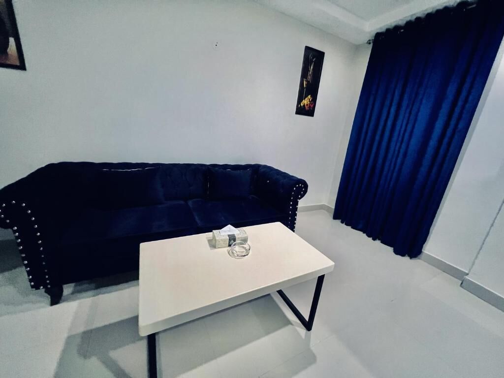 Shelton's Rezidor Bhurban