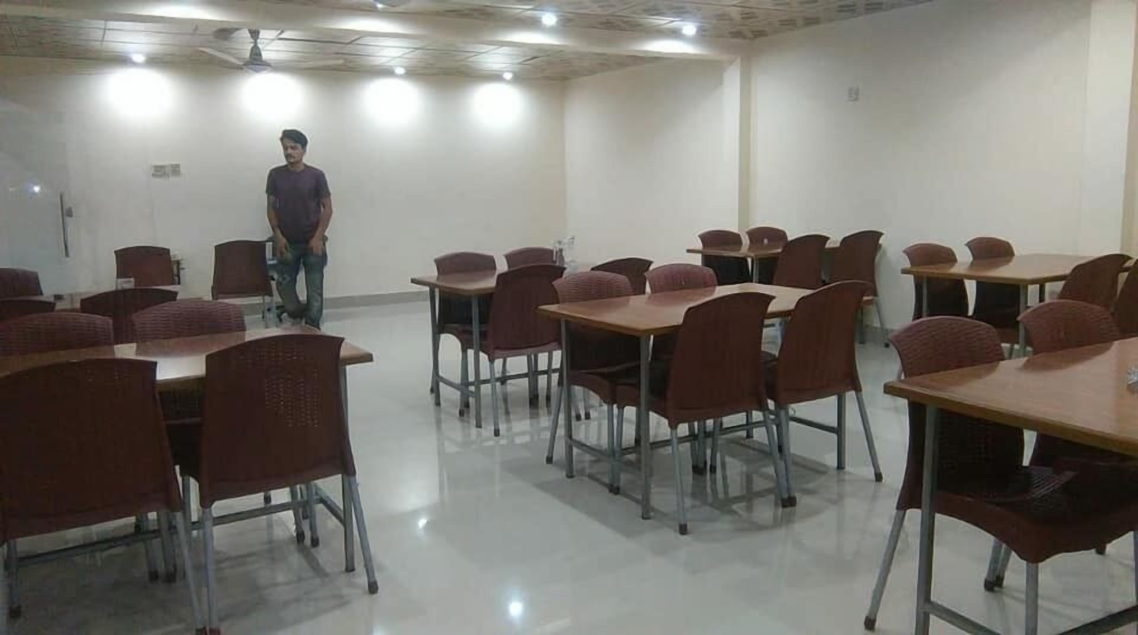 Bab E Gilgit Inn