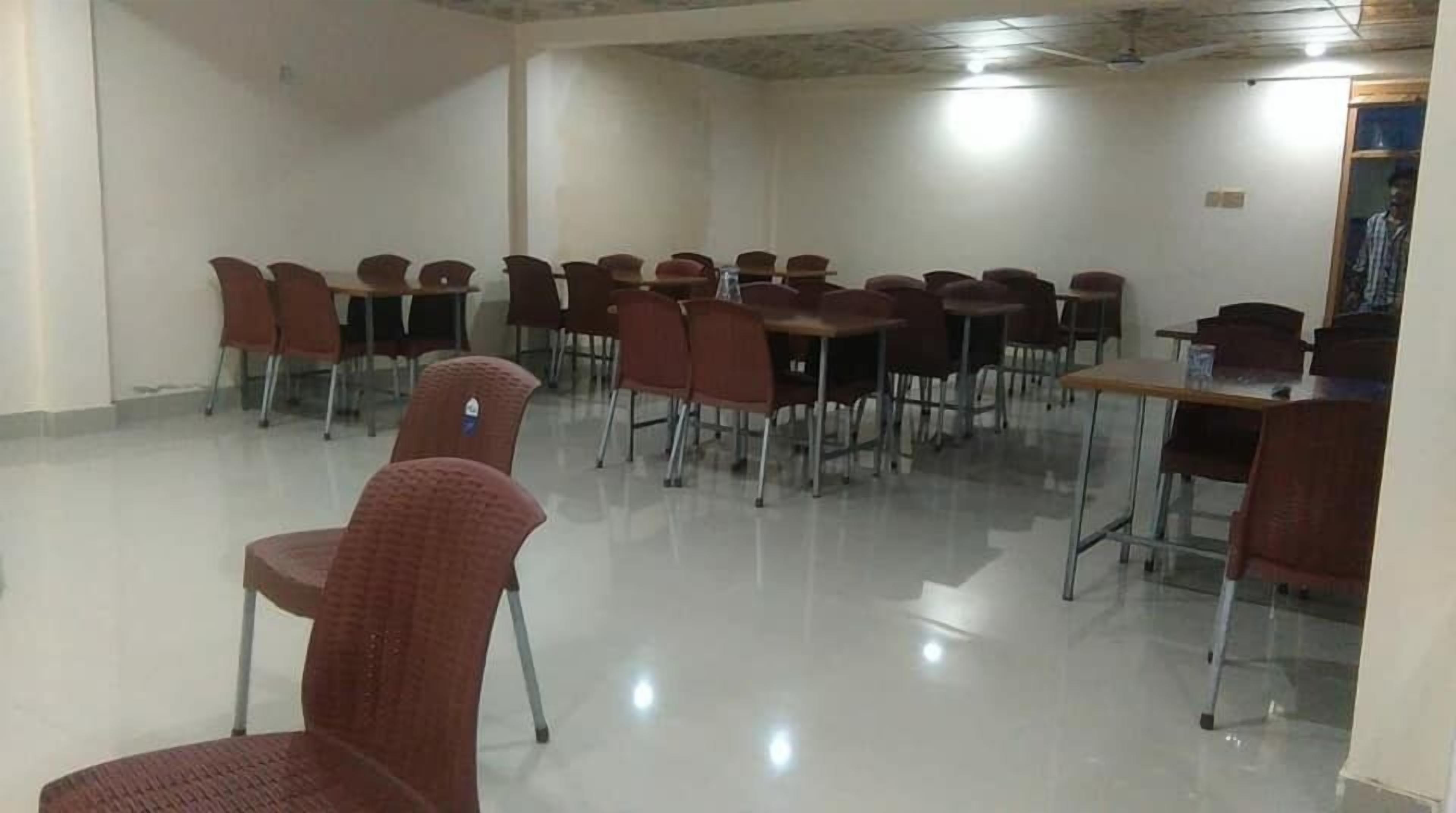 Bab E Gilgit Inn