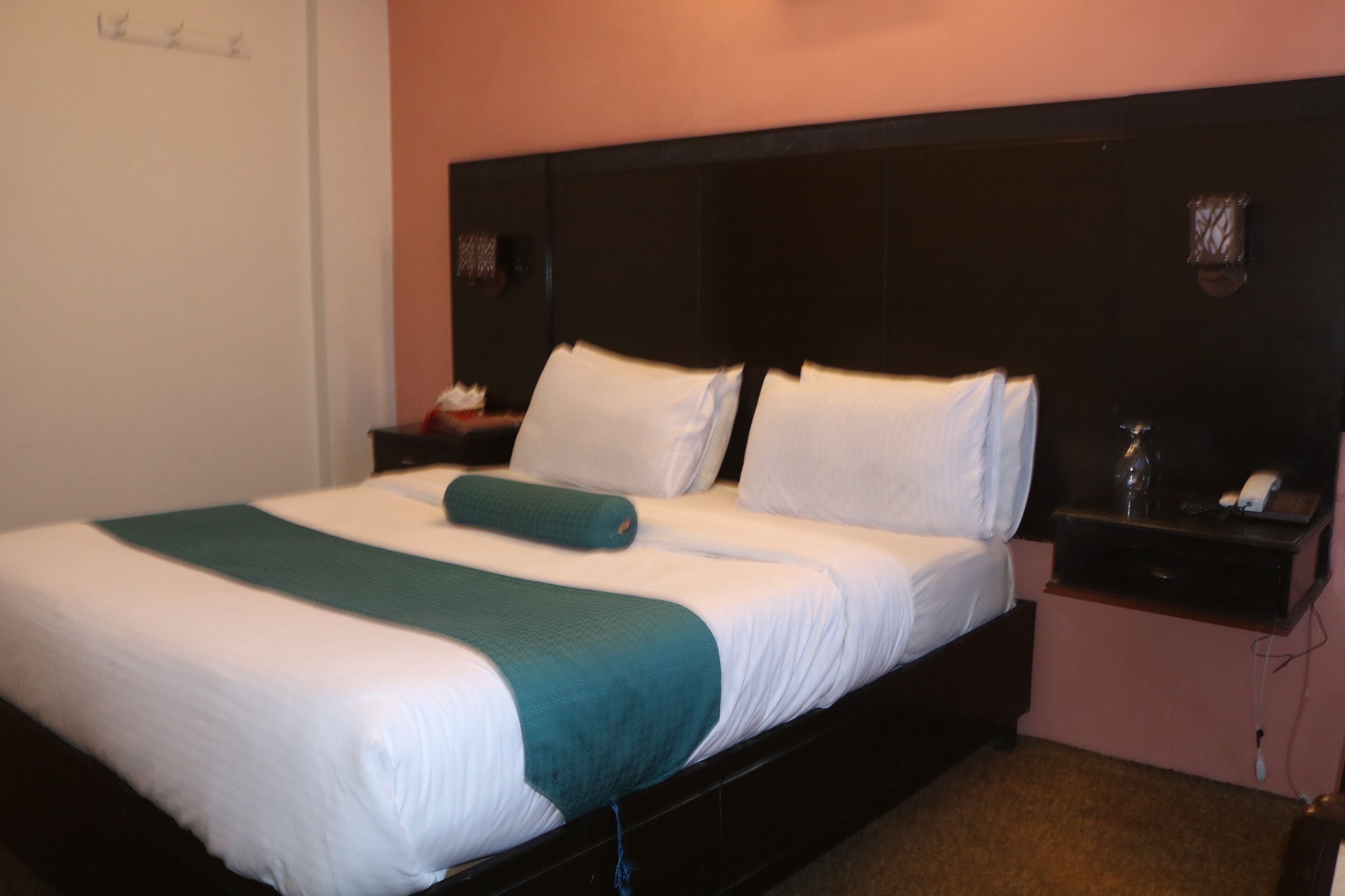 Midway Hotel Gilgit