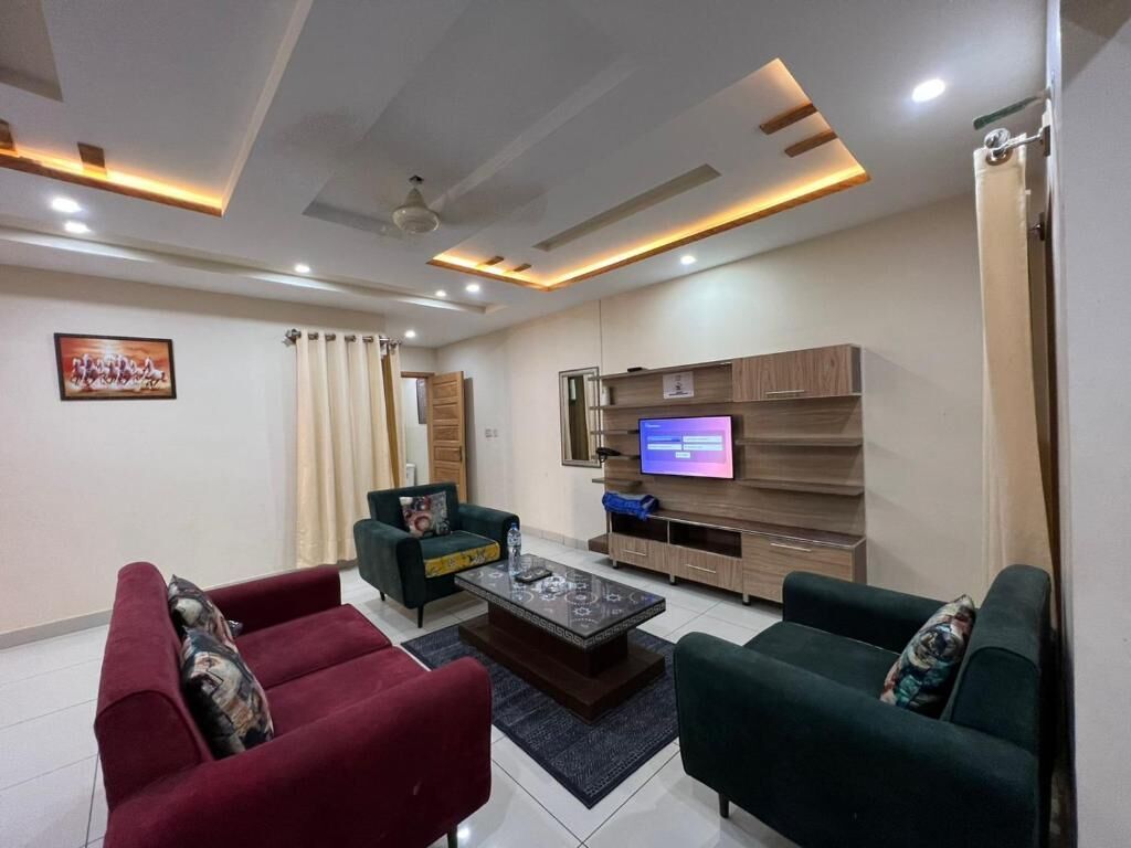 Aimpire Hotel