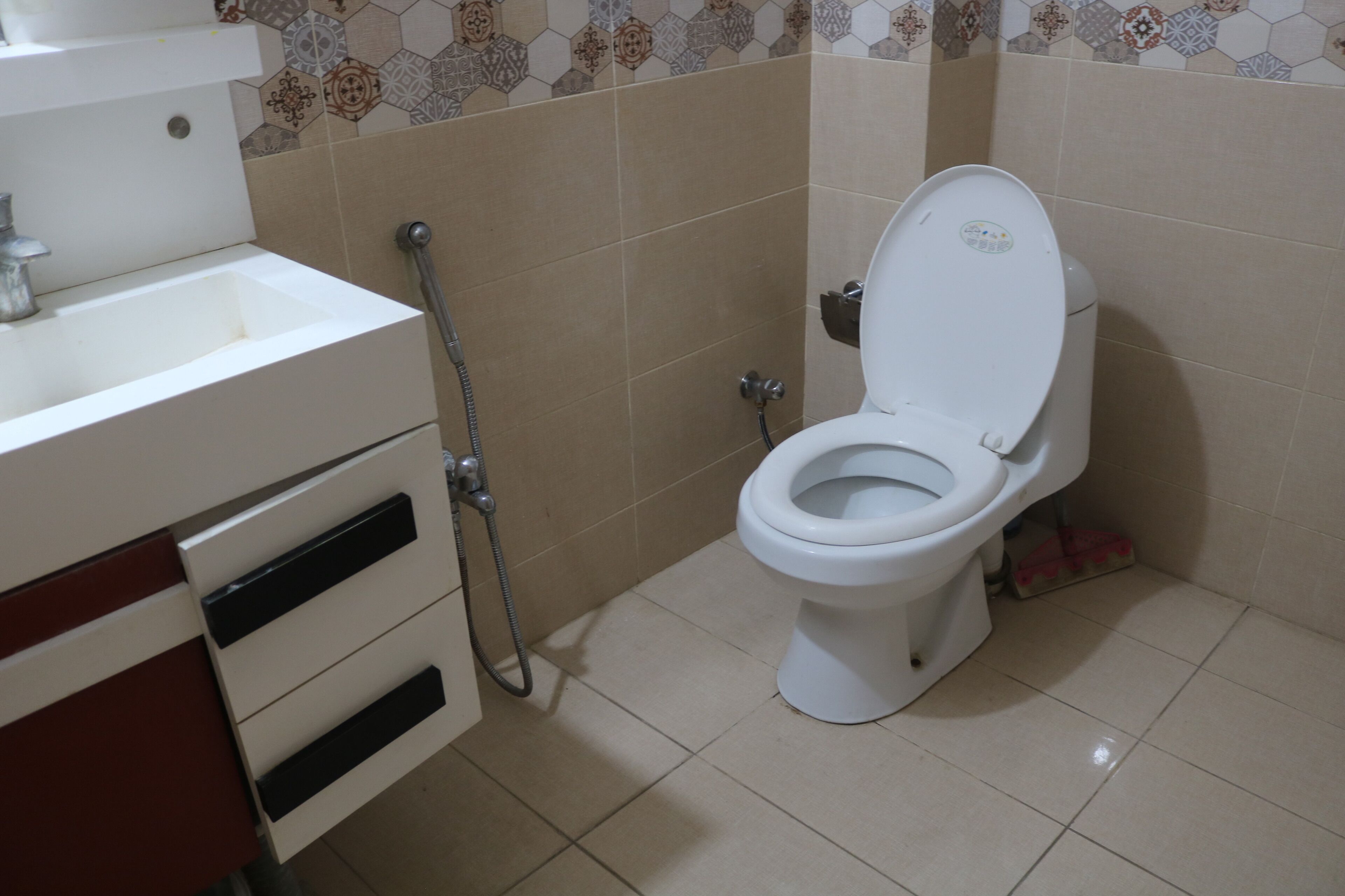 Aqcha Hotel