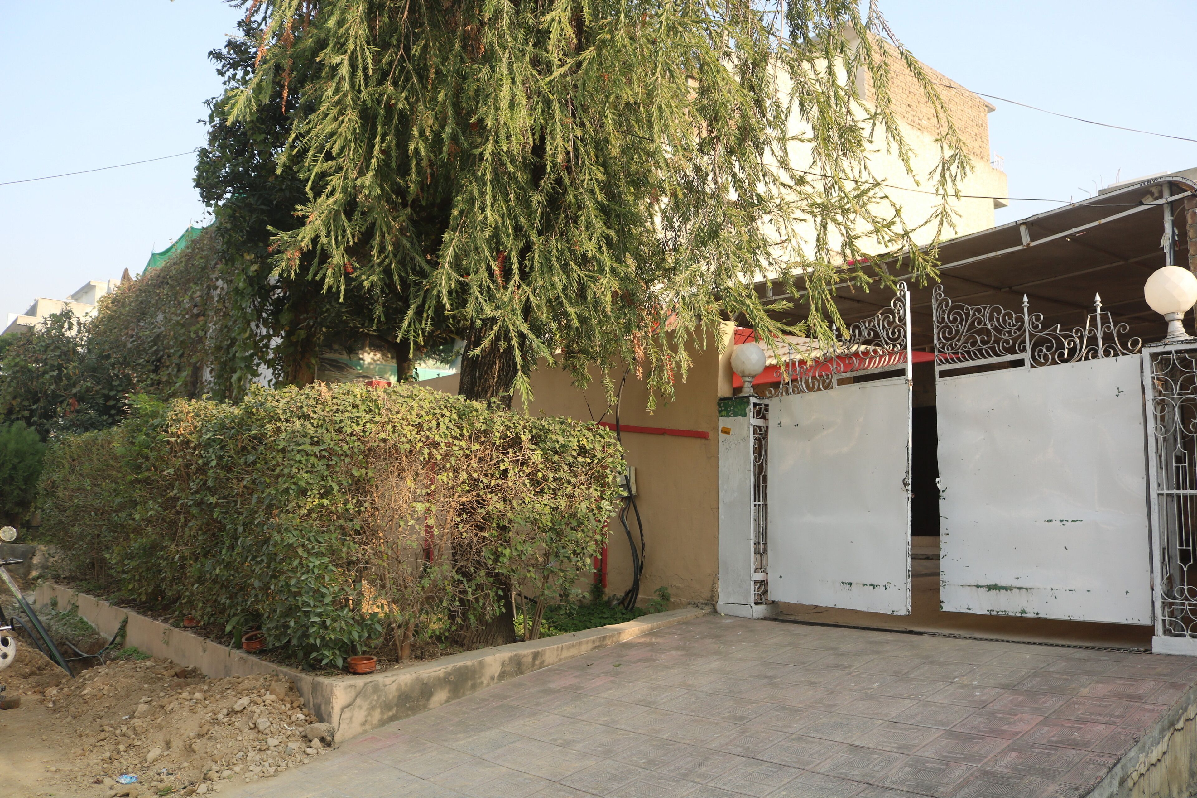 Budget Inn