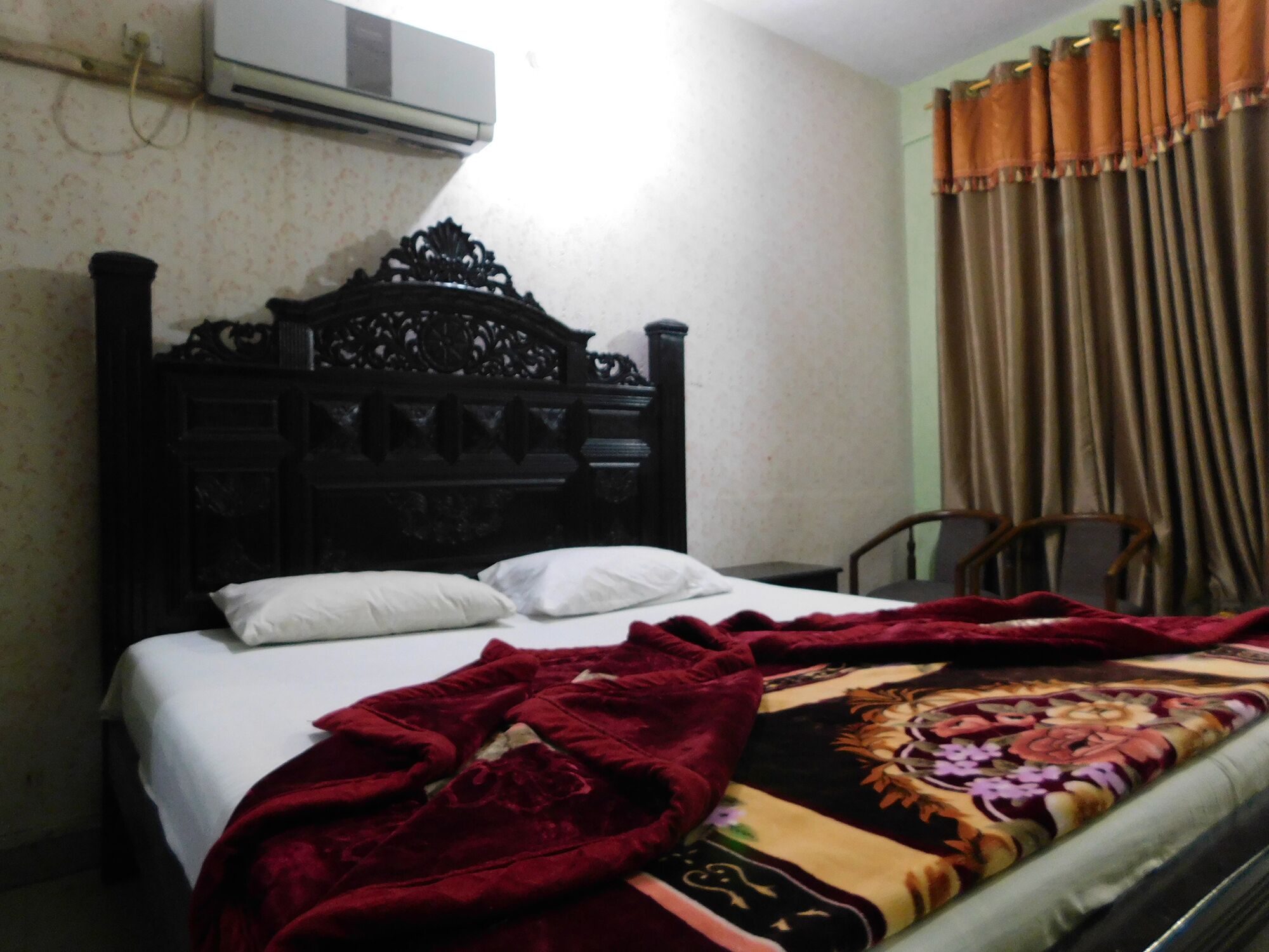 Hotel Al Feroz