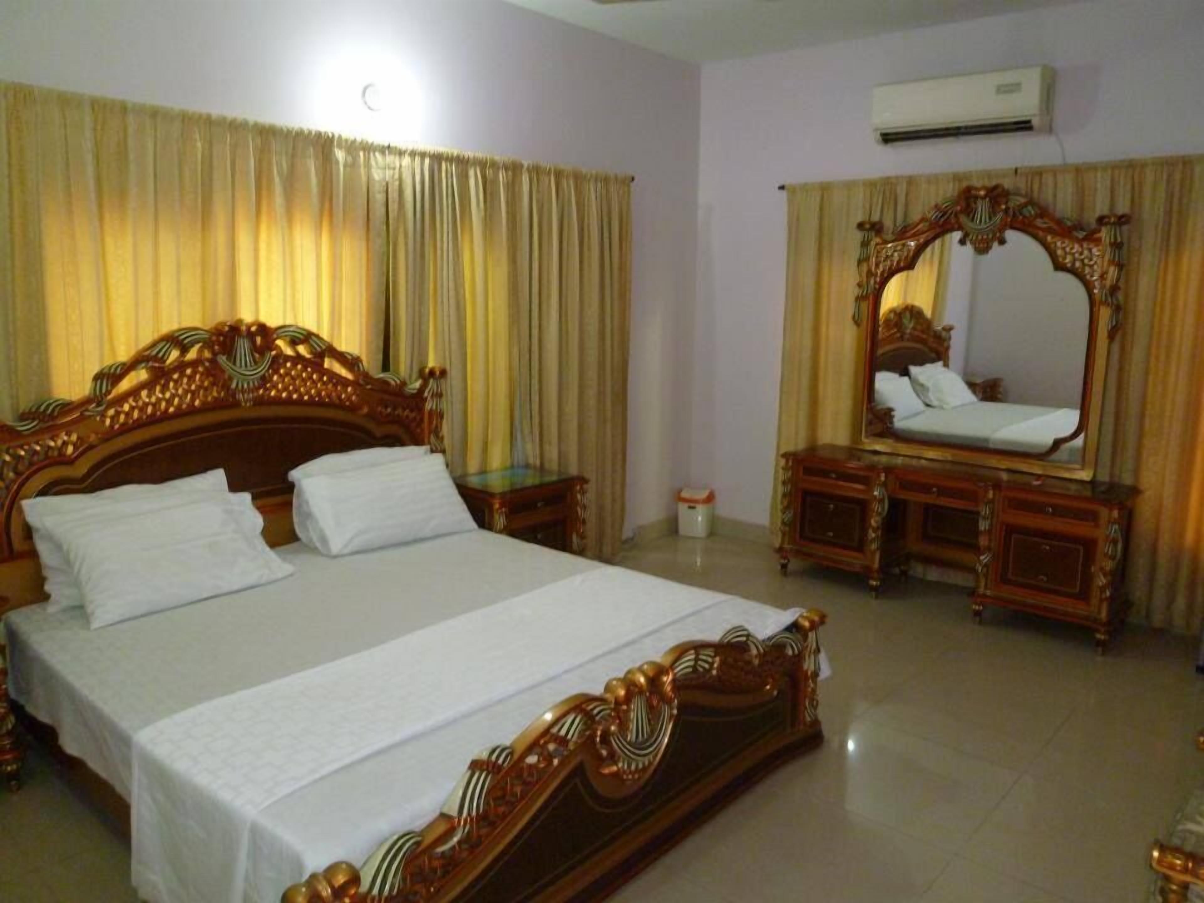 Indus Lodge Guest House