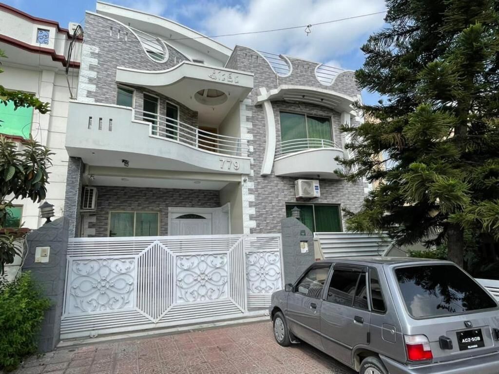 IVY Guest House