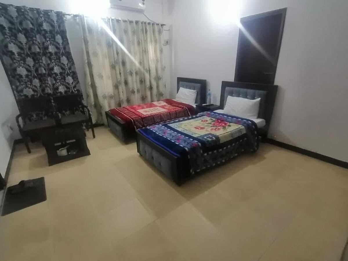 Lux Lounge Guest House