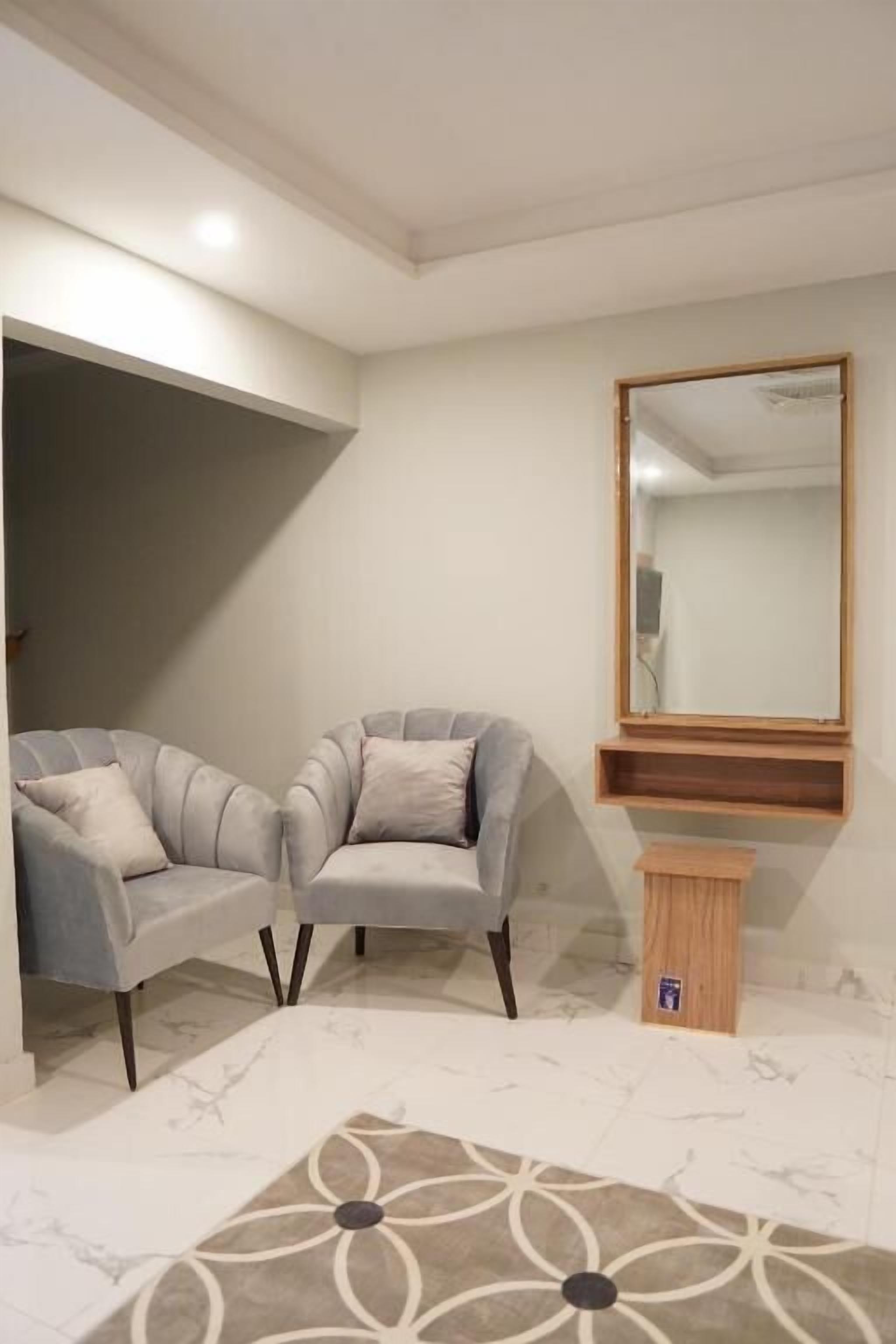 Nuva Hotel