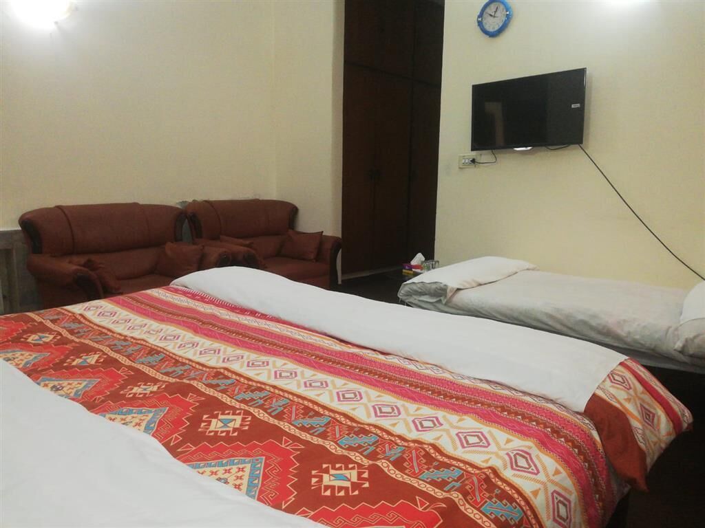Premier Lodge