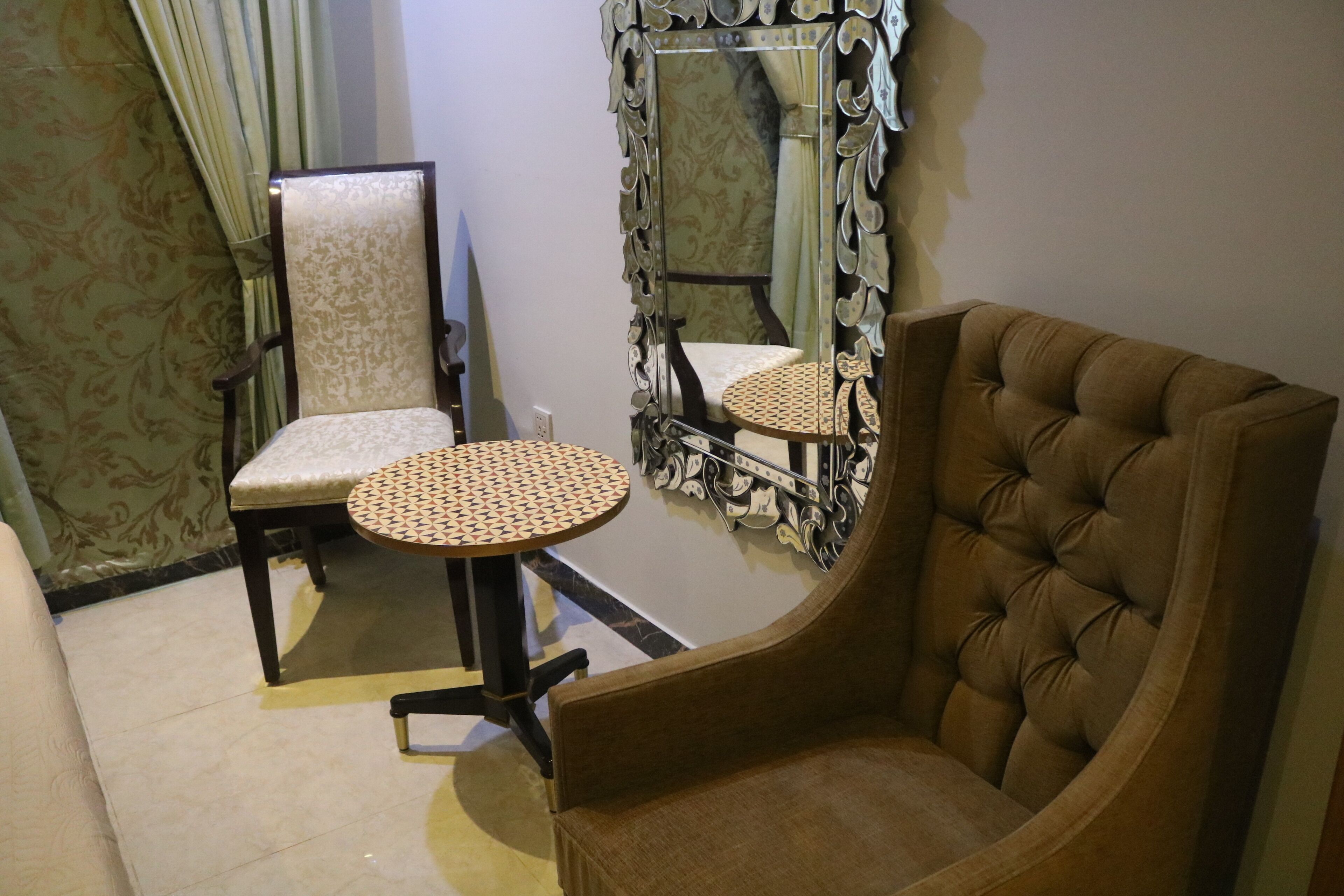 Sab Hotel & Residences
