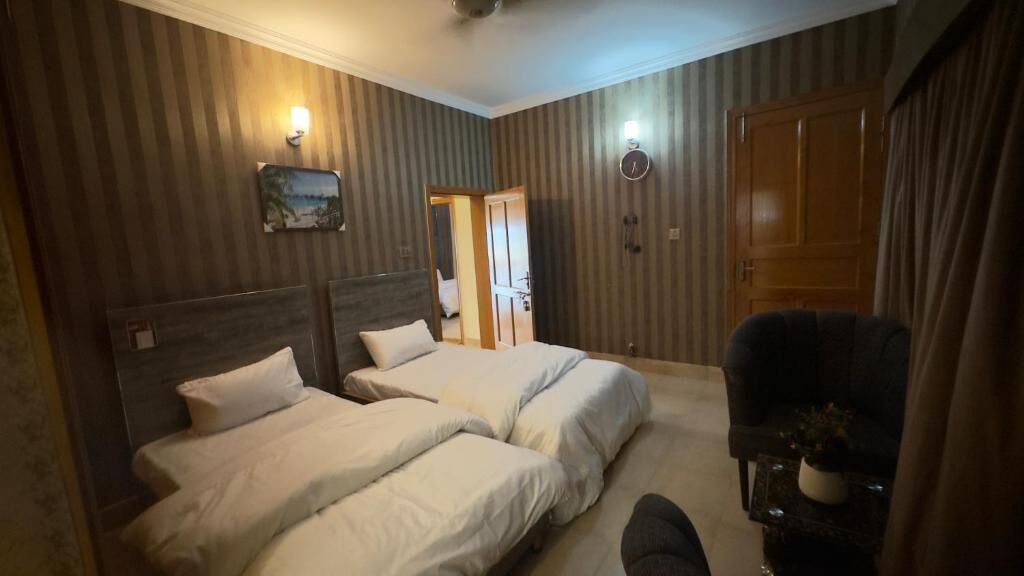 Secure Inn Guest House Bahria Town
