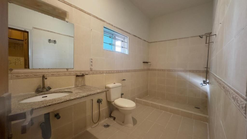 Secure Inn Guest House Bahria Town