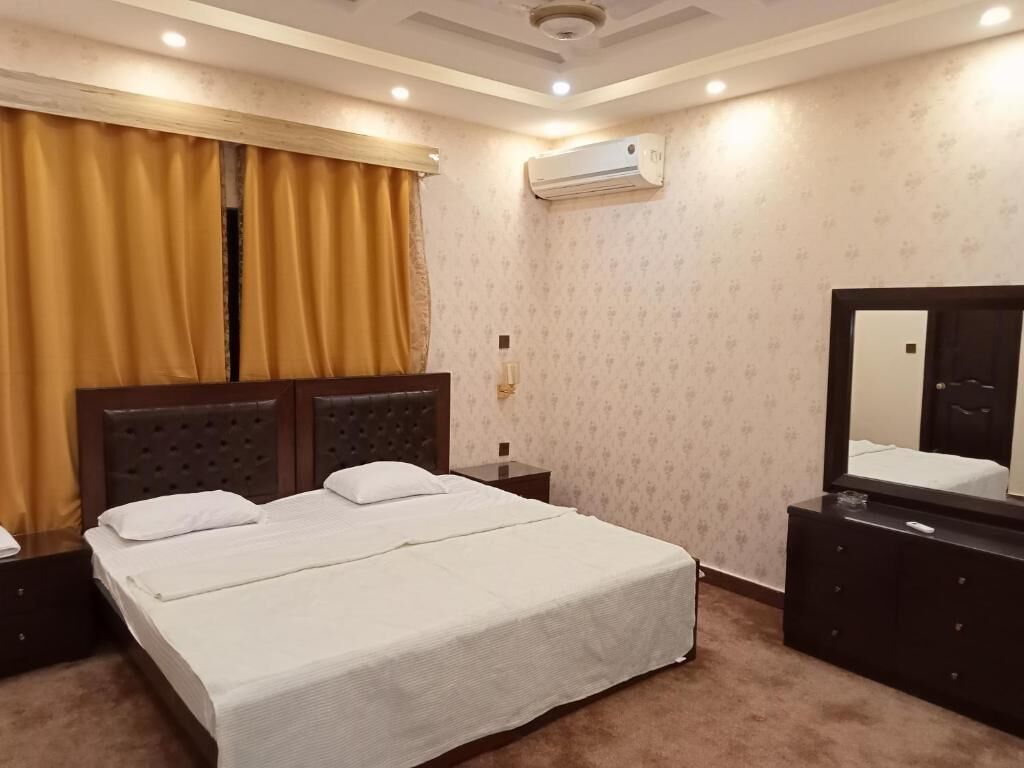 Shaheen Hotel Islamabad
