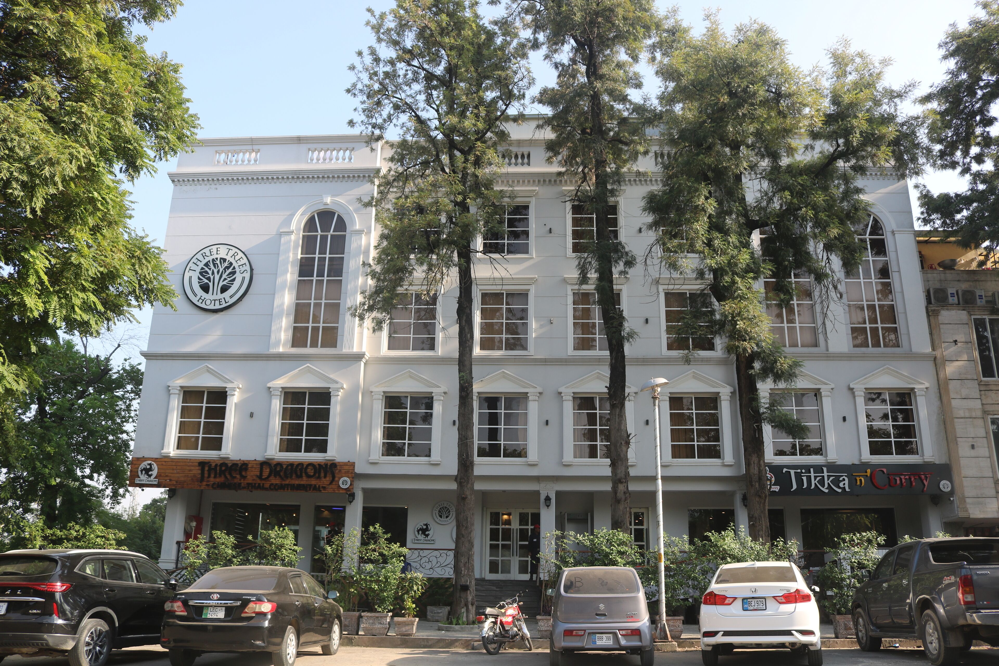 Three Trees Hotel